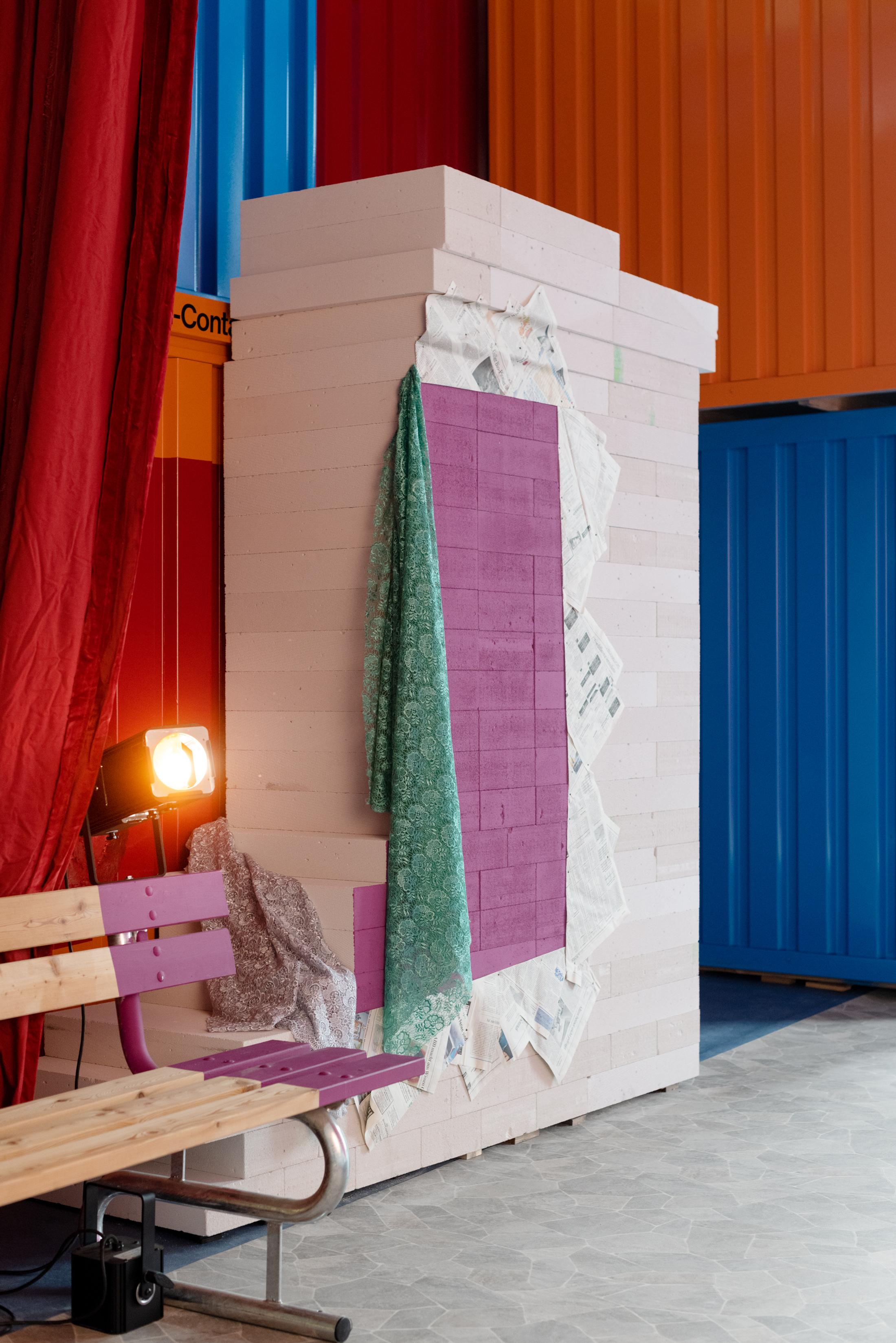 Exhibition View Group Show «Città irreale; view on Jessica Stockholder, Vortex in the Play of Theater with Real Passion in Memory of Kay Stockholder, 2000-2020» at Lokremise, St. Gallen, 2021 / Photo: Sebastian Stadler / Courtesy: the artist and Kunstmuseum St. Gallen