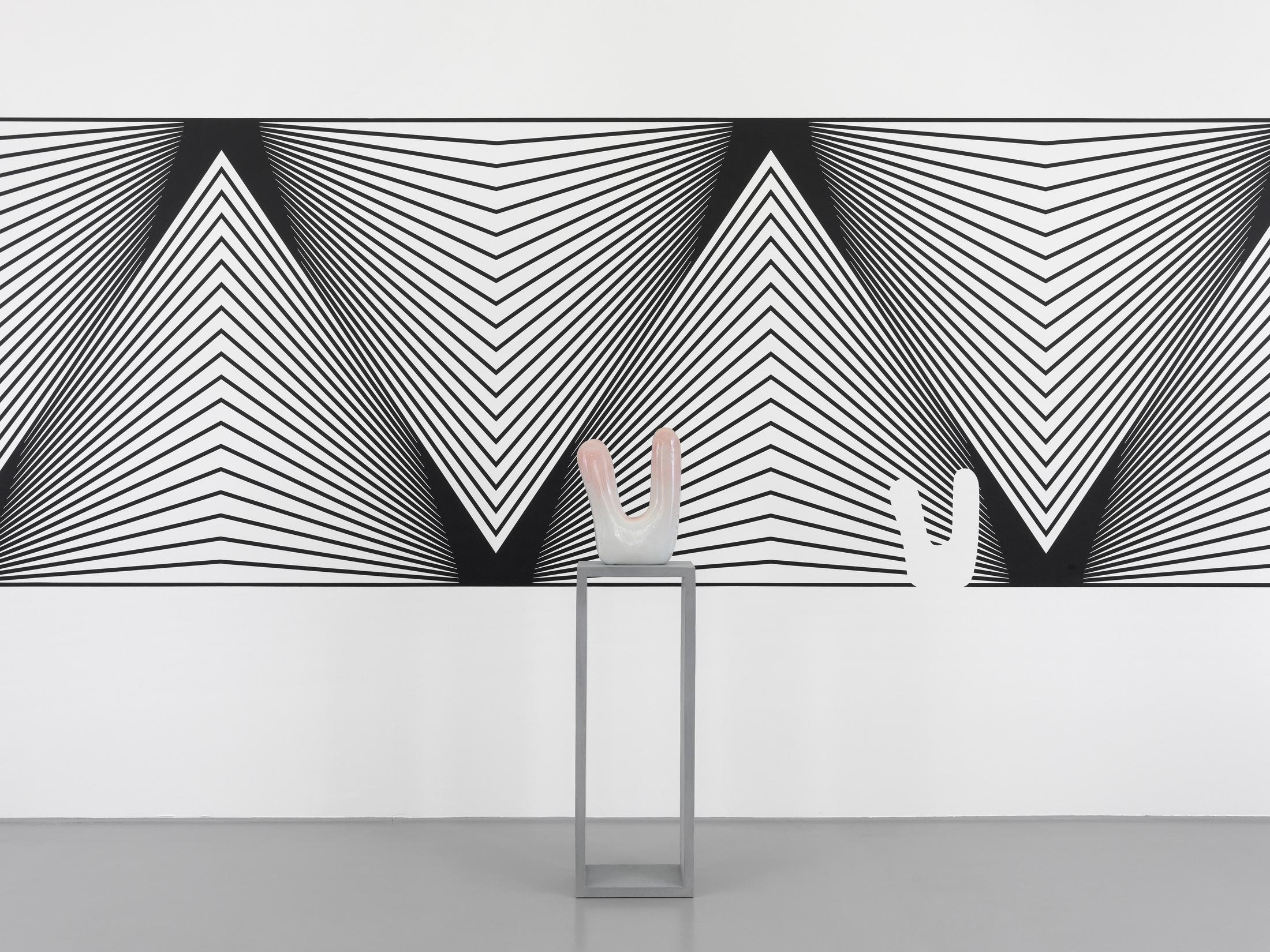 Exhibition View Claudia Comte Soloshow «Bunnies & Zig Zag» at Galerie Joy de Rouvre, Geneva / Photo: Annik Wetter / Courtesy: the artist and König Galerie, Berlin