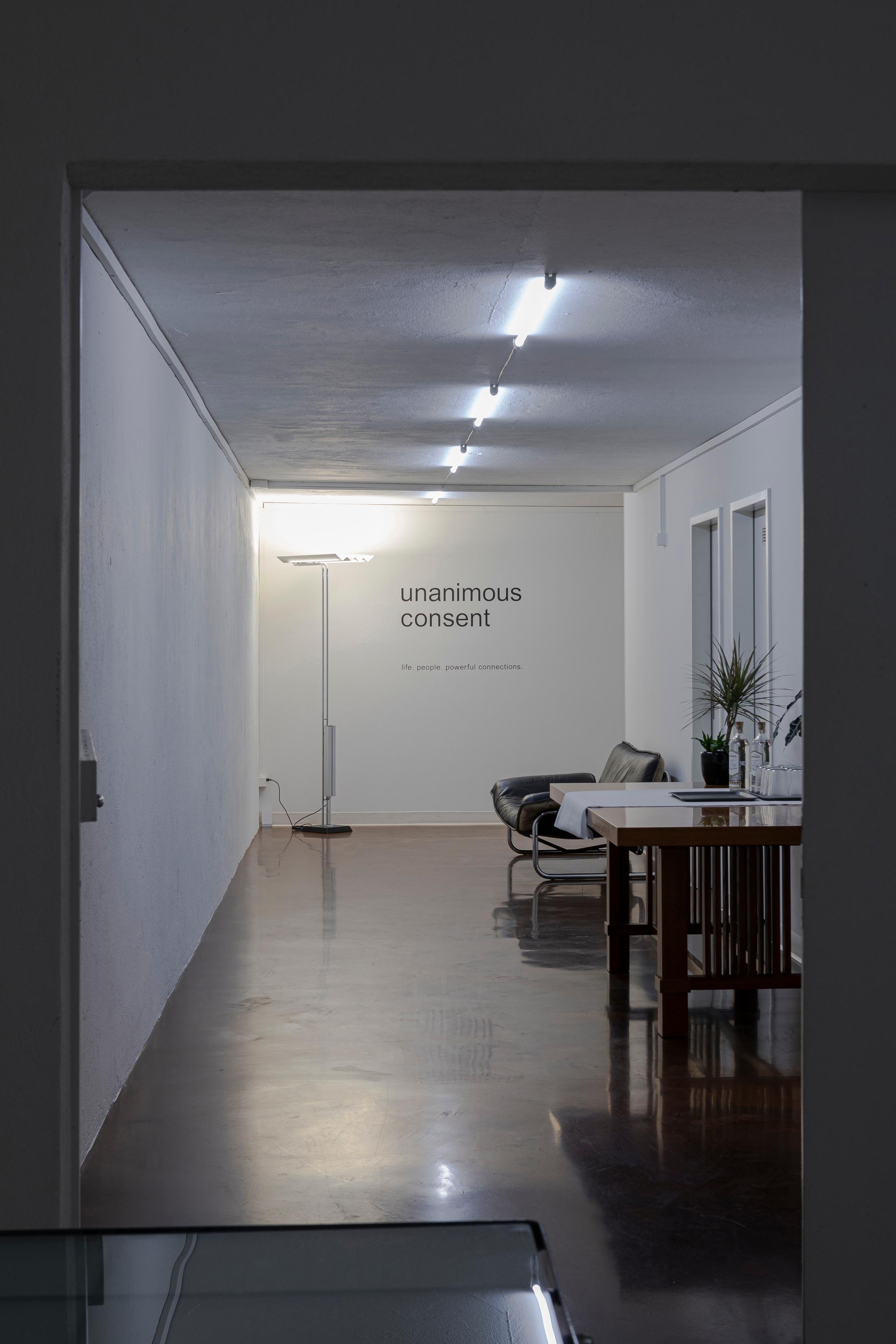 Exhibition View Clifford E. Bruckmann Soloshow «six degrees of memories, decisions, potentials» at unanimous consent, Zurich, 2020 / Photo: Michal Florence Schorro / Courtesy: the artist and unanimous consent