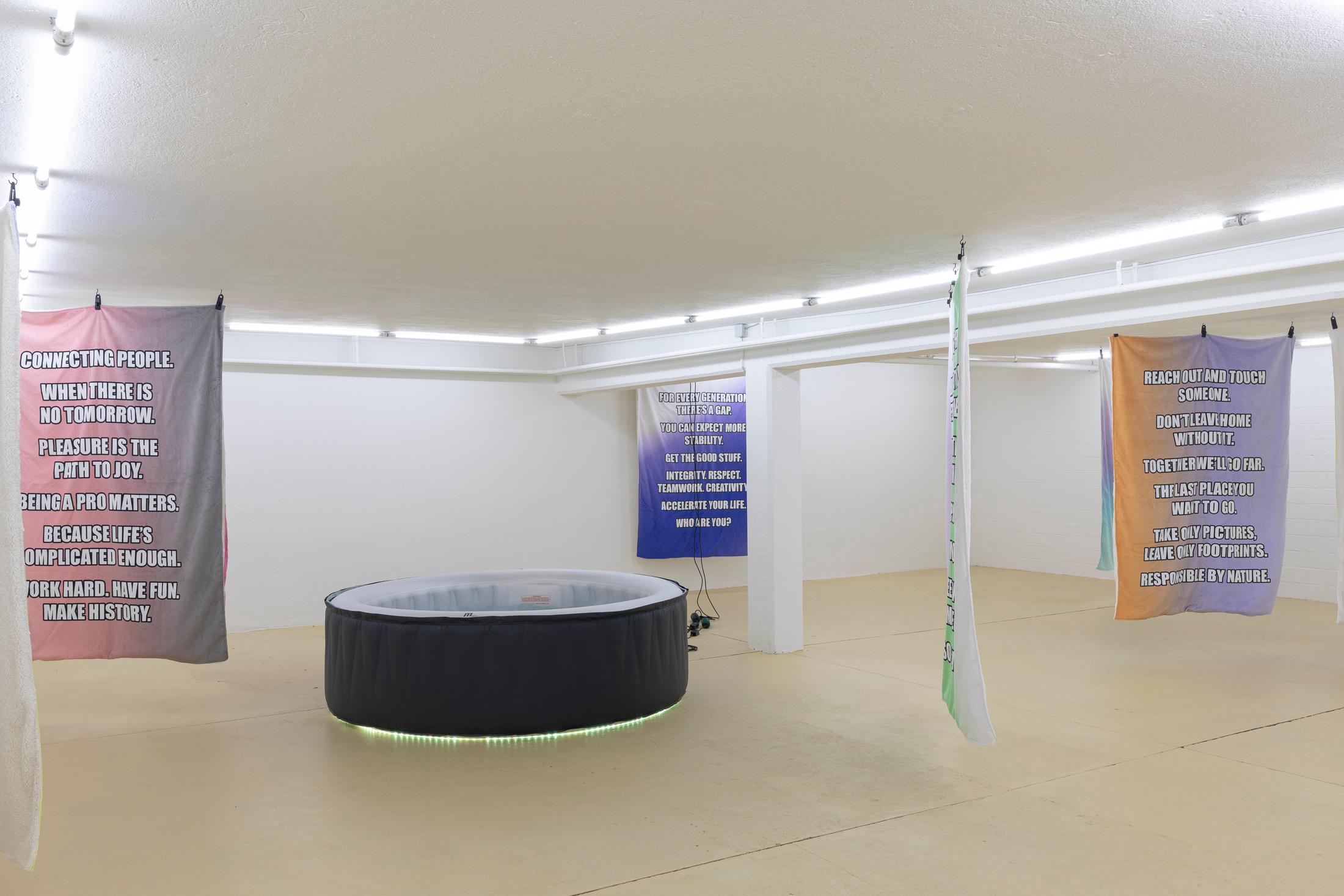 Exhibition View Clifford E. Bruckmann Soloshow «six degrees of memories, decisions, potentials» at unanimous consent, Zurich, 2020 / Photo: Michal Florence Schorro / Courtesy: the artist and unanimous consent
