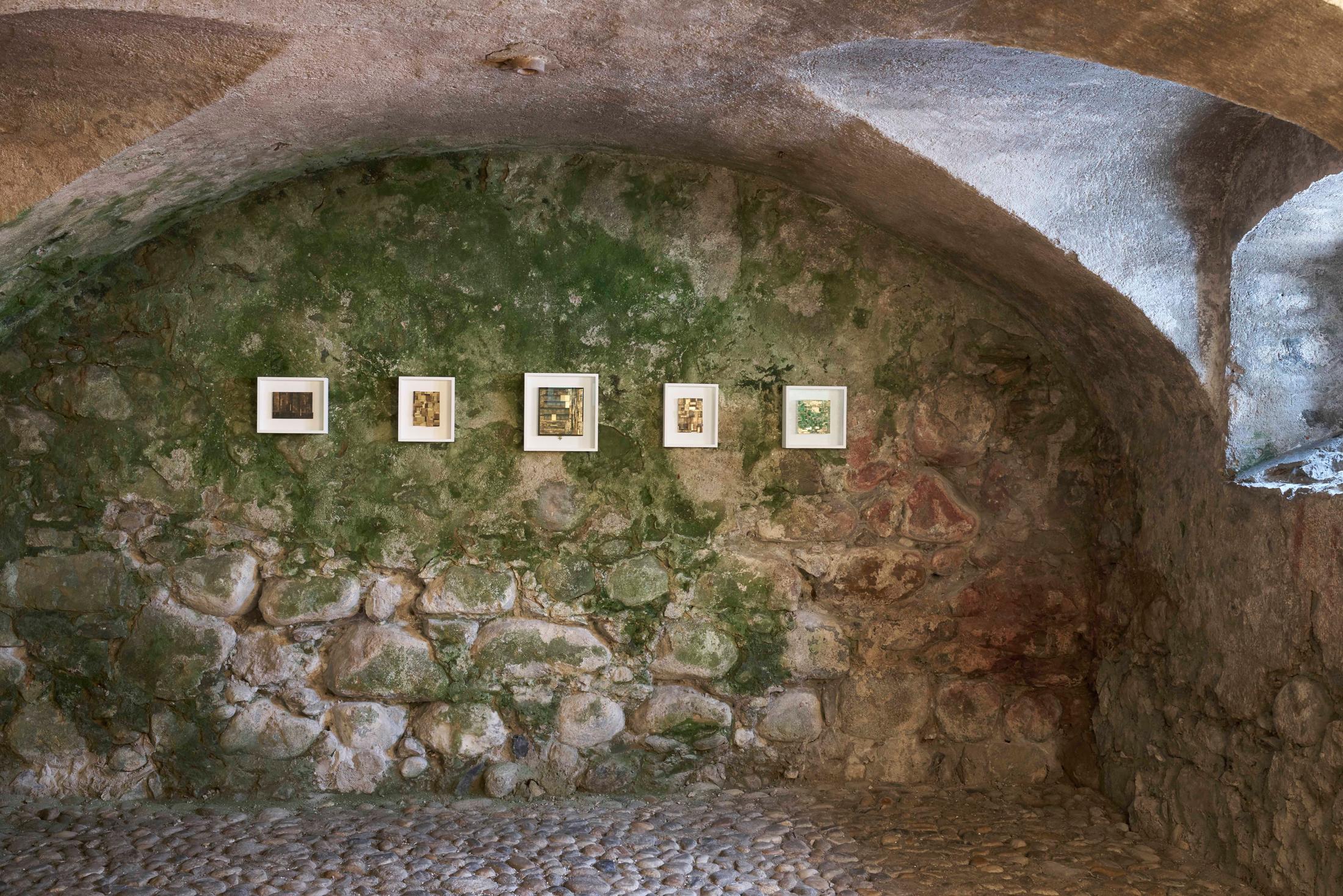Exhibition View Kazuyo Okushiba Soloshow «Mu Ji Ga - No Ego» at Stalla Madulain, 2019 / Photo: Franz Rindlisbacher / Courtesy: the artist and Stalla Madulain