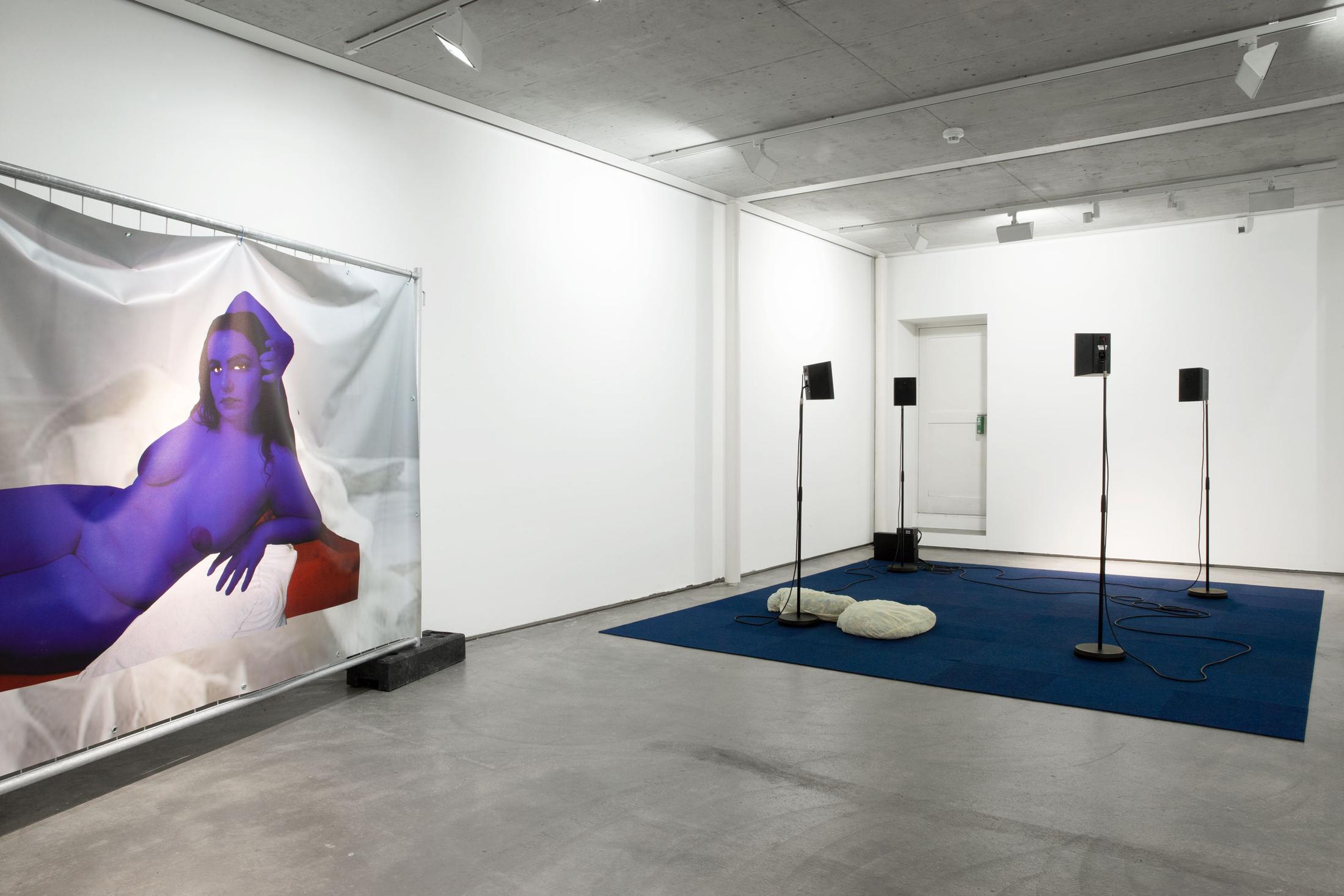 Exhibition View Group Show «Contrology» at Kunst Raum Riehen, 2021 / Photo: Gina Folly / Courtesy: the artists and Kunstraum Riehen