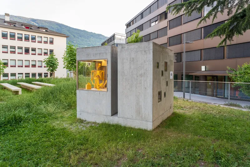 Exhibition View Duo Show «Fool's Gold» at Lemme, Sion, 2022 / Photo: Romain Iannone / Courtesy: the artists and Lemme