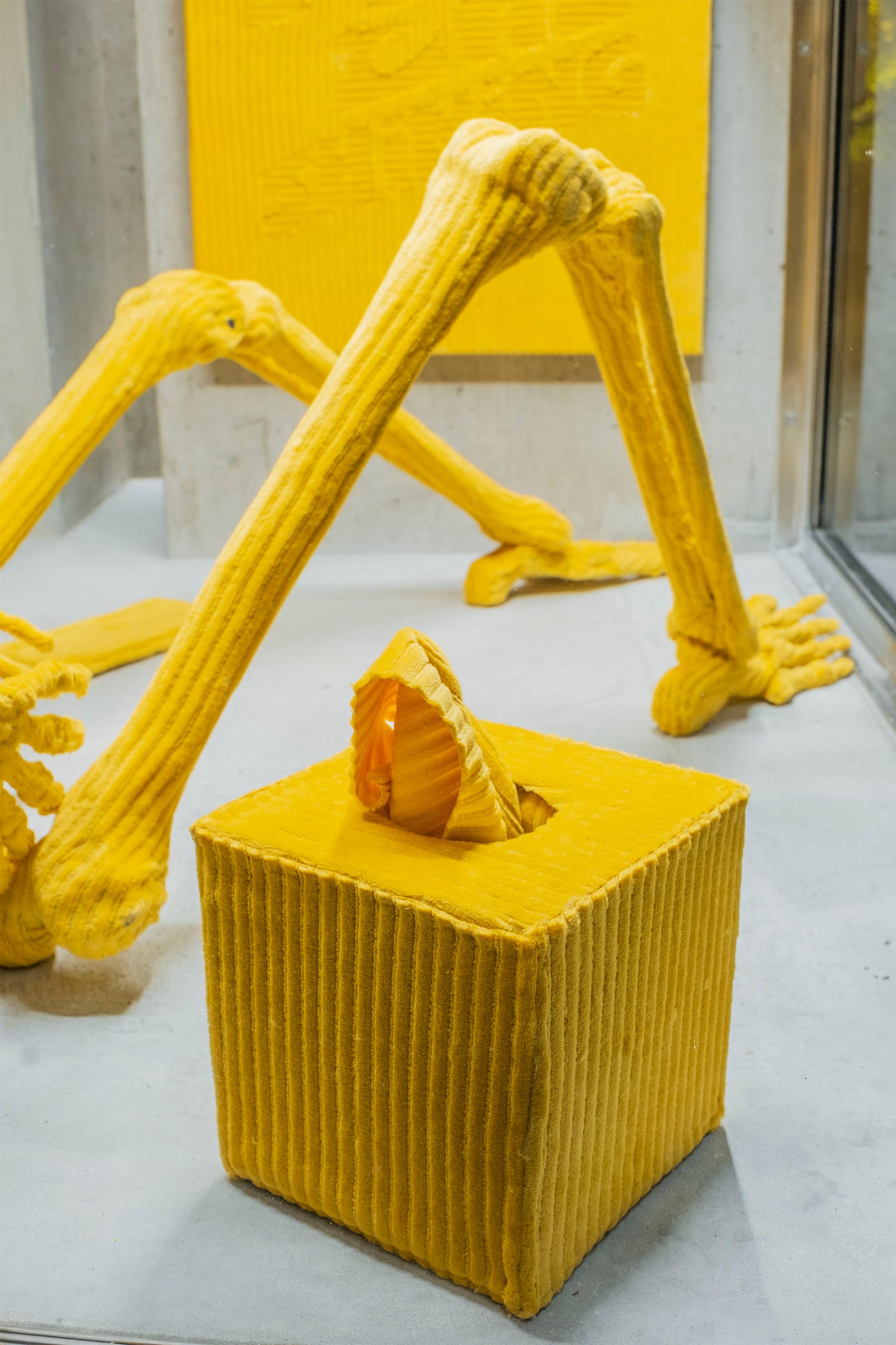 Exhibition View Duo Show «Fool's Gold» at Lemme, Sion, 2022 / Photo: Romain Iannone / Courtesy: the artists and Lemme