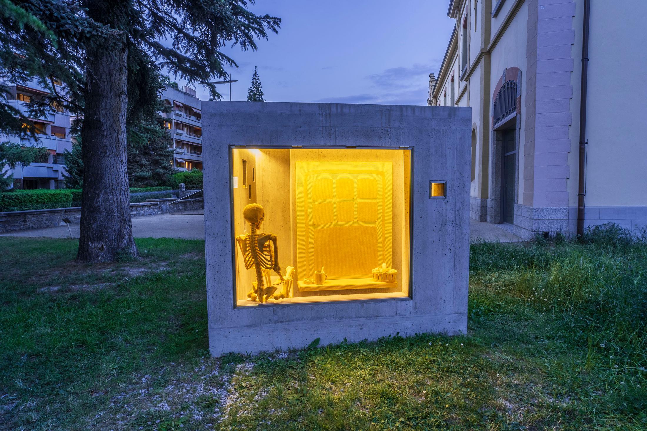 Exhibition View Duo Show «Fool's Gold» at Lemme, Sion, 2022 / Photo: Romain Iannone / Courtesy: the artists and Lemme