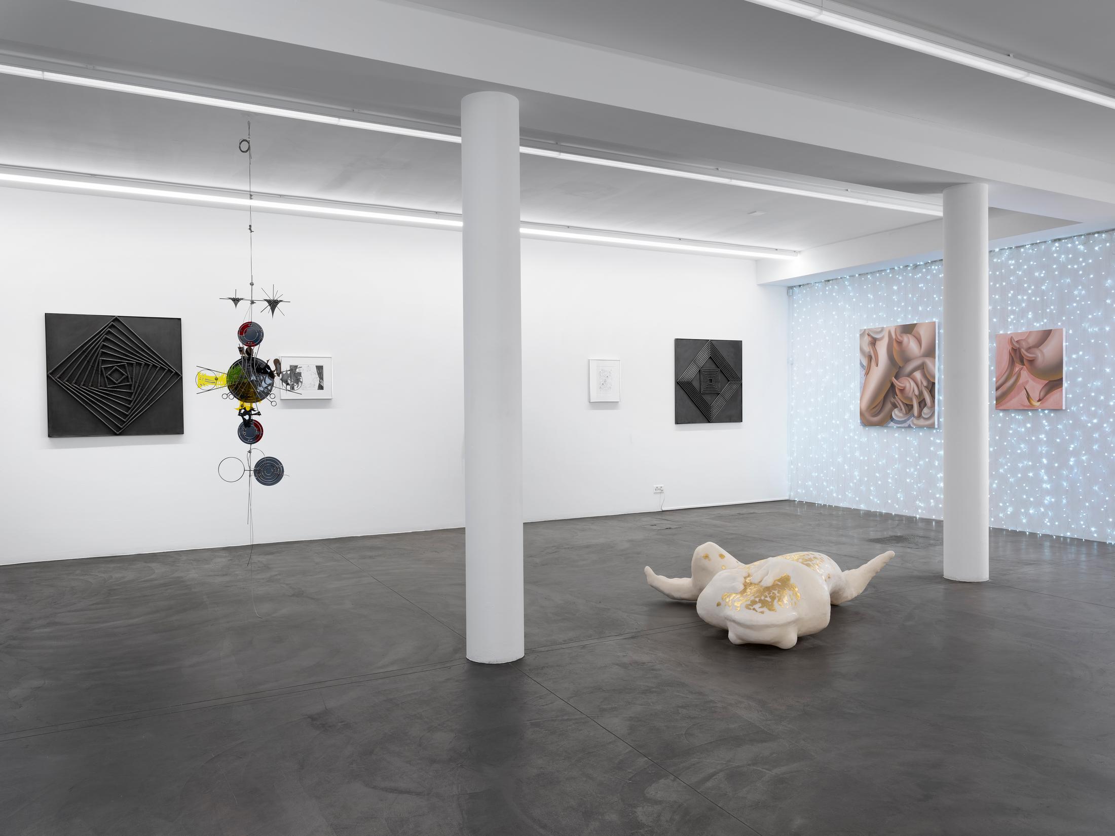 Exhibition View Groupshow «Cruise Kidman Kubrick» at Galerie Maria Bernheim, Zurich, 2019 / Photo: Julien Gremaud / Courtesy: the artist and Galerie Maria Bernheim