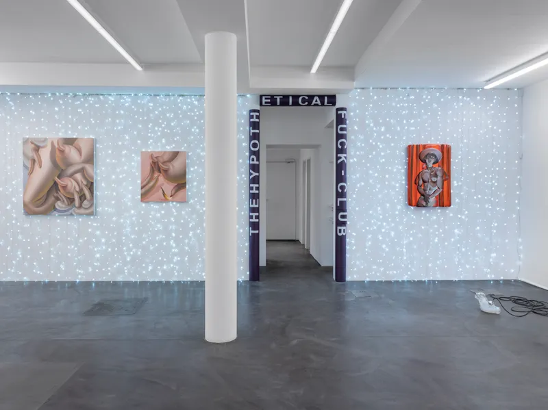 Exhibition View Groupshow «Cruise Kidman Kubrick» at Galerie Maria Bernheim, Zurich, 2019 / Photo: Julien Gremaud / Courtesy: the artist and Galerie Maria Bernheim