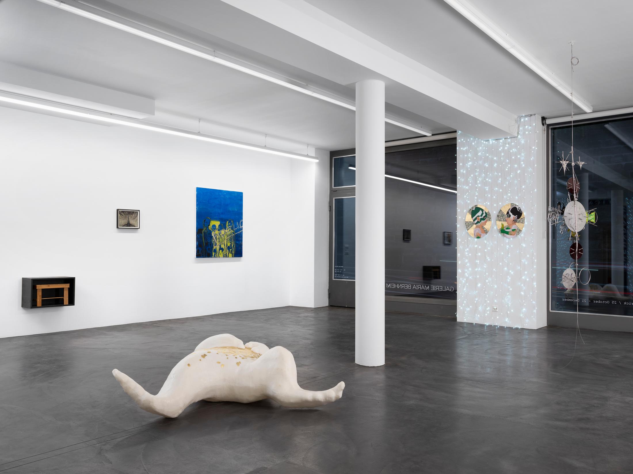 Exhibition View Groupshow «Cruise Kidman Kubrick» at Galerie Maria Bernheim, Zurich, 2019 / Photo: Julien Gremaud / Courtesy: the artist and Galerie Maria Bernheim