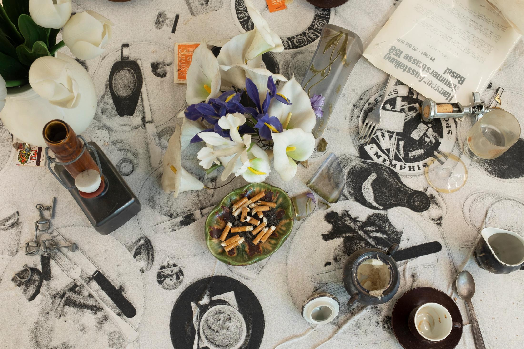 Exhibition View Daniel Spoerri «Solo Show; view on Daniel Spoerri, Reliefs de table, 1978» at Karma International, Zurich, 2022 / Photo: Isabel Rotzler / Courtesy: the artist and Karma International