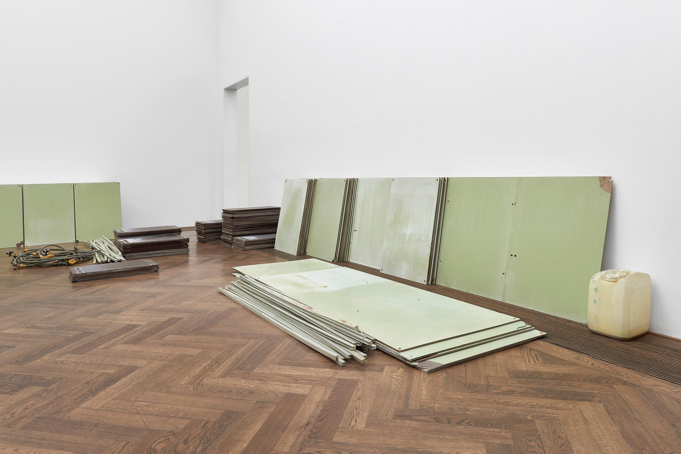 Exhibition View Daniel Turner Solo Show «Three Sites; view on Daniel Turner, NOUN 30:30, 2022» at Kunsthalle Basel, Basel, 2022 / Photo: Philipp Hänger / Courtesy: the artist and Kunsthalle Basel