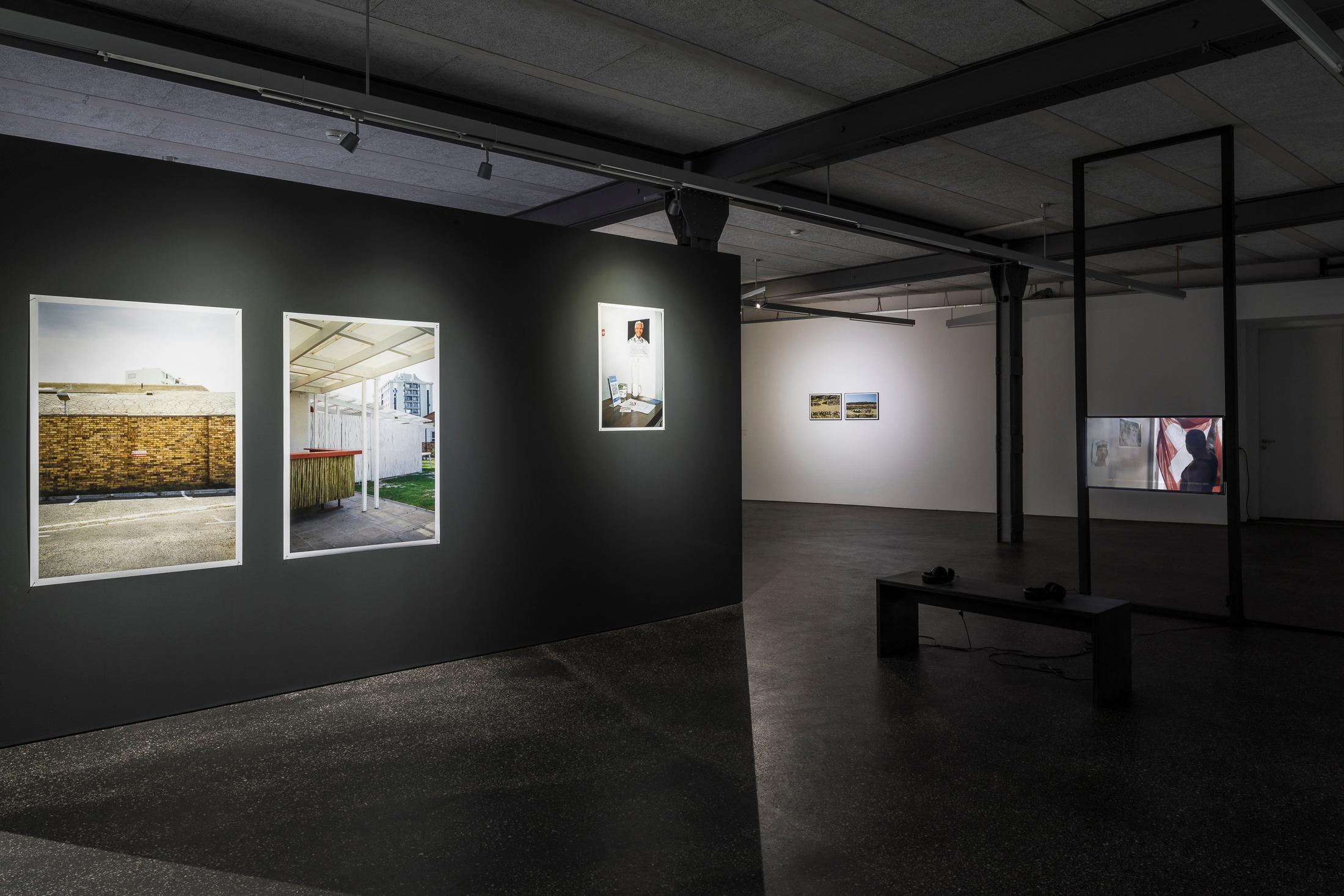 Exhibition View Denise Bertschi and Inas Halabi Groupshow «Forever or in a Hundred Years» at *ALTEFABRIK, Rapperswil-Jona / Photo: Peter Baracchi / Courtesy: the artists