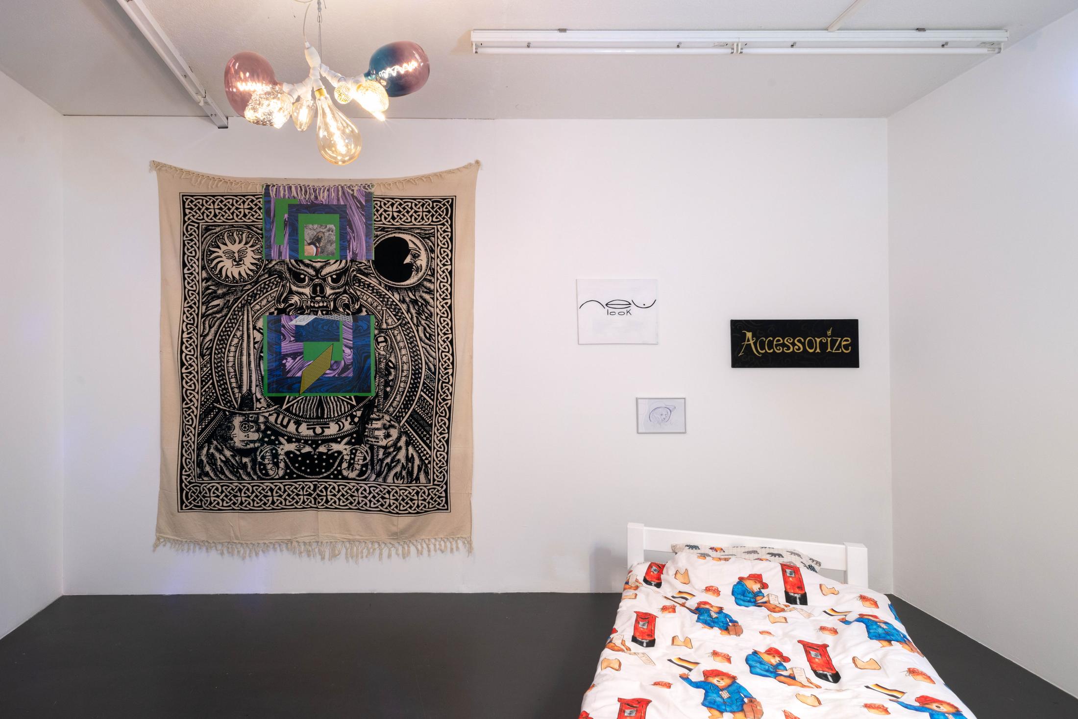 Exhibition View Groupshow «Die Läden sind geschlossen» at Weiss Falk, Basel, 2019 / Photo: Flavio Karrer / Courtesy: Courtesy: Weiss Falk and the Artists; Jenny's, Los Angeles; Karin Guenther, Hamburg; Project Native Informant, London; Sandy Brown, Berlin; Soft Opening, London; What Pipeline, Detroit