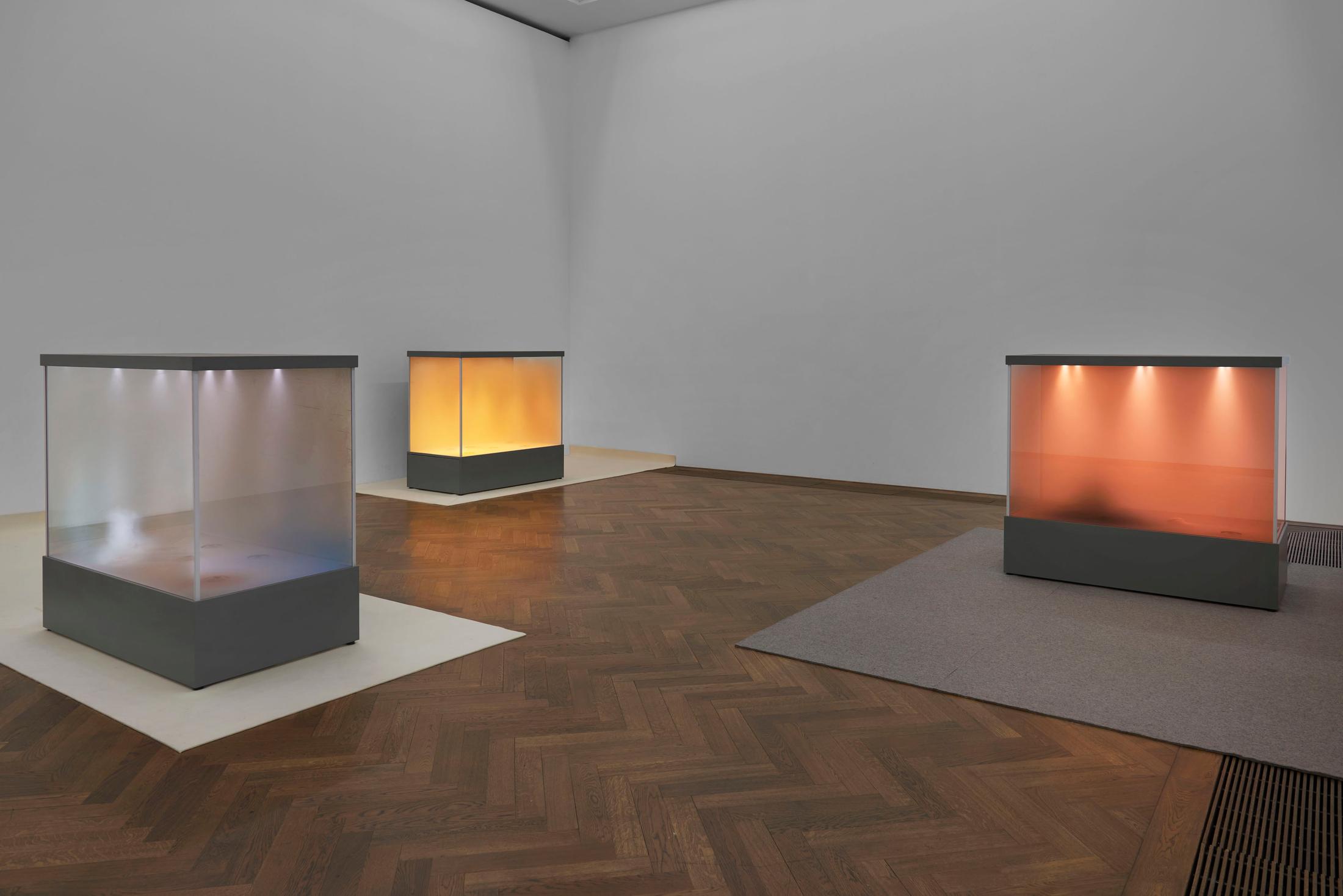 Exhibition View Dora Budor Soloshow «I am Gong» at Kunsthalle Basel / Photo: Philipp Hänger / Courtesy: the artist