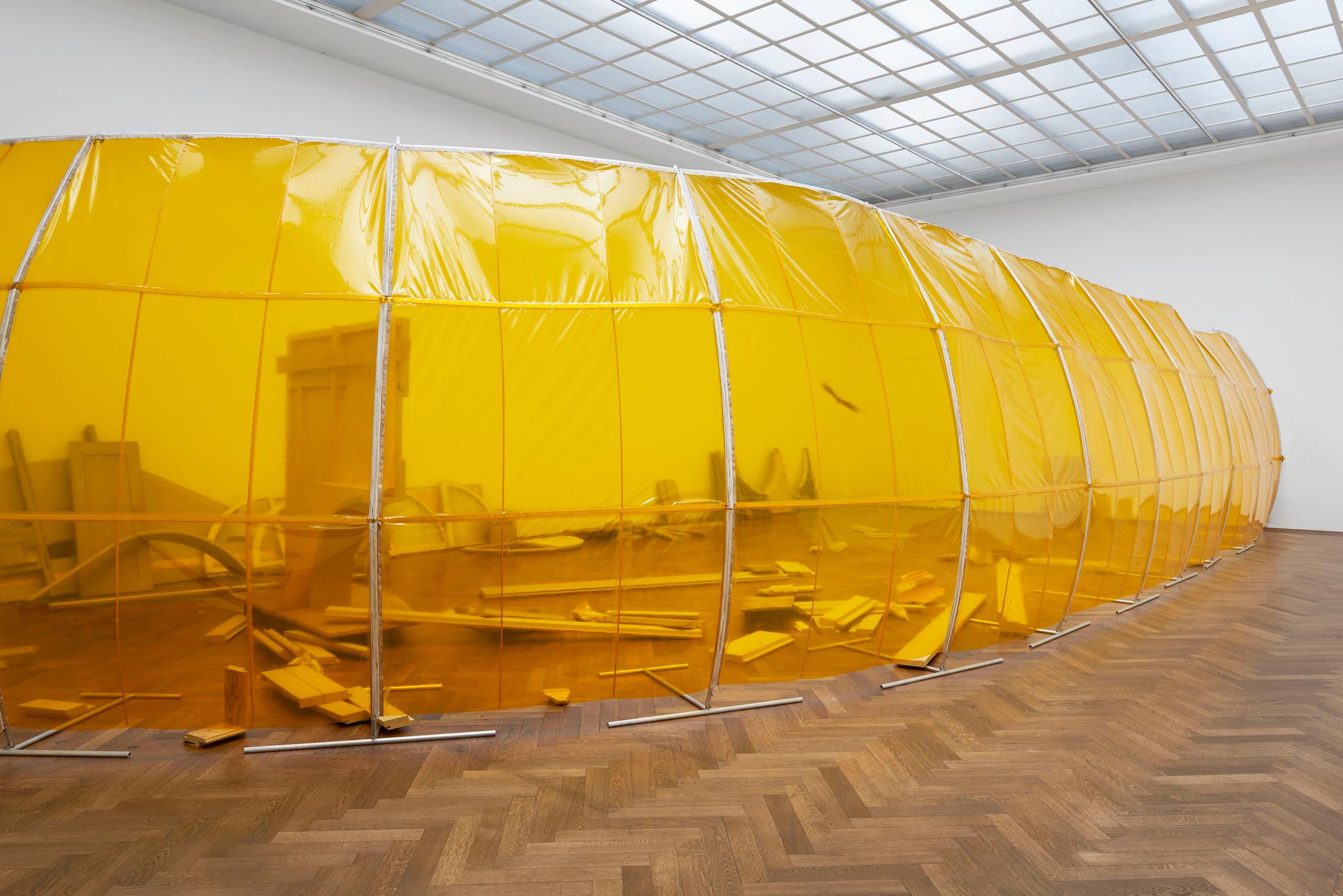 Exhibition View Dora Budor Soloshow «I am Gong» at Kunsthalle Basel / Photo: Philipp Hänger / Courtesy: the artist