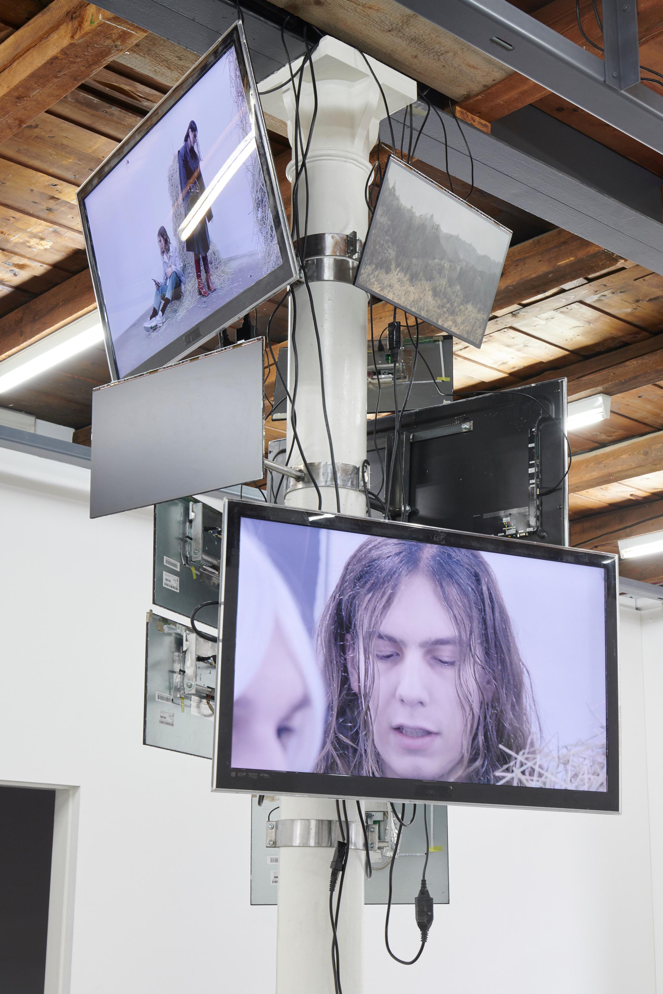 Exhibition View Dorota Gawęda and Eglė Kulbokaitė Soloshow «Mouthless; view on Mouthless..., 2020» at Fri Art, Fribourg, 2020 / Photo: Guillaume Baeriswyl / Courtesy: Fri Art Kunsthalle