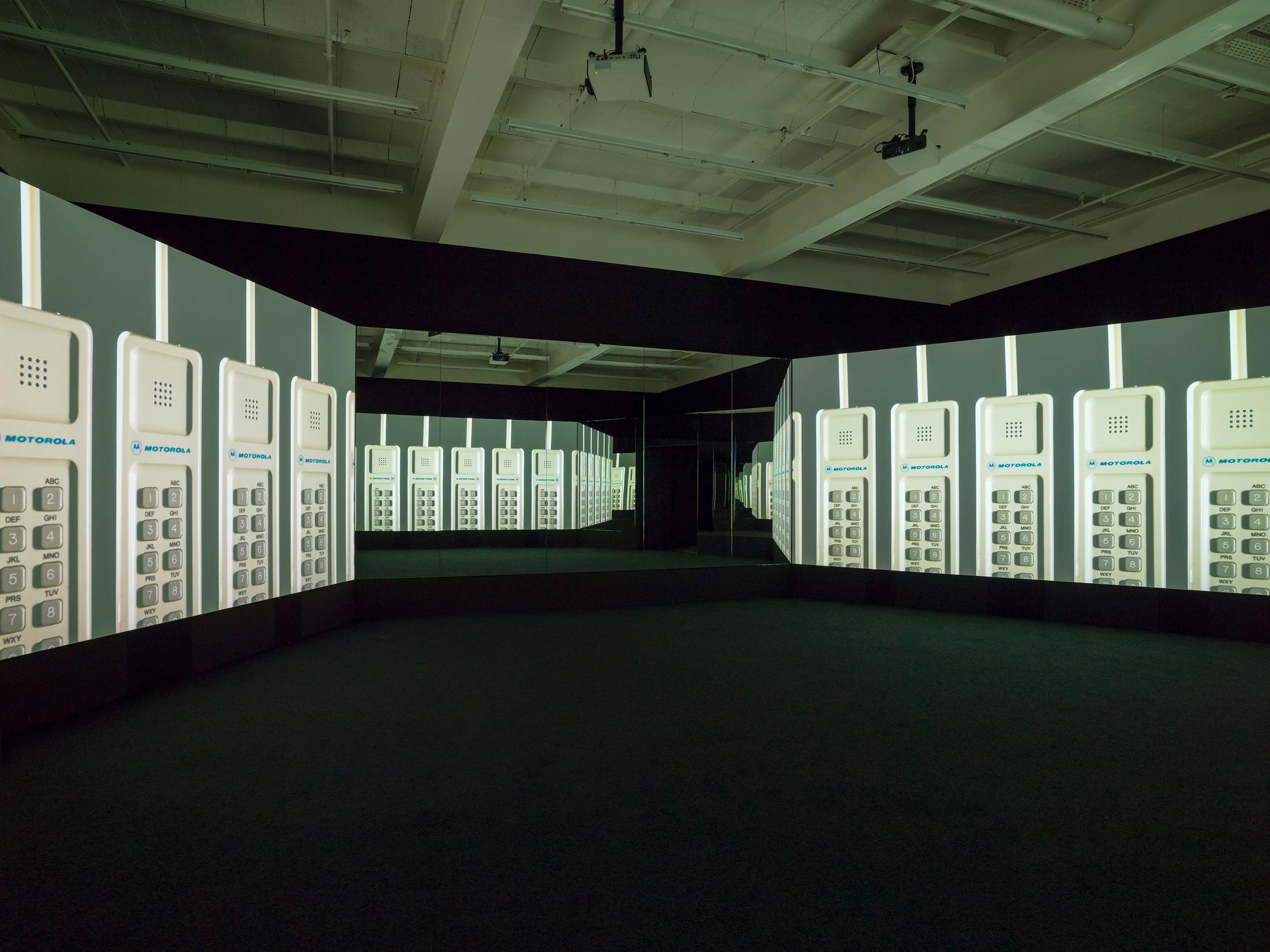 Exhibition View Doug Aitken at Galerie Eva Presenhuber / © Doug Aitken / Courtesy Galerie Eva Presenhuber, Zurich / New York / Photo: Stefan Altenburger Photography, Zurich