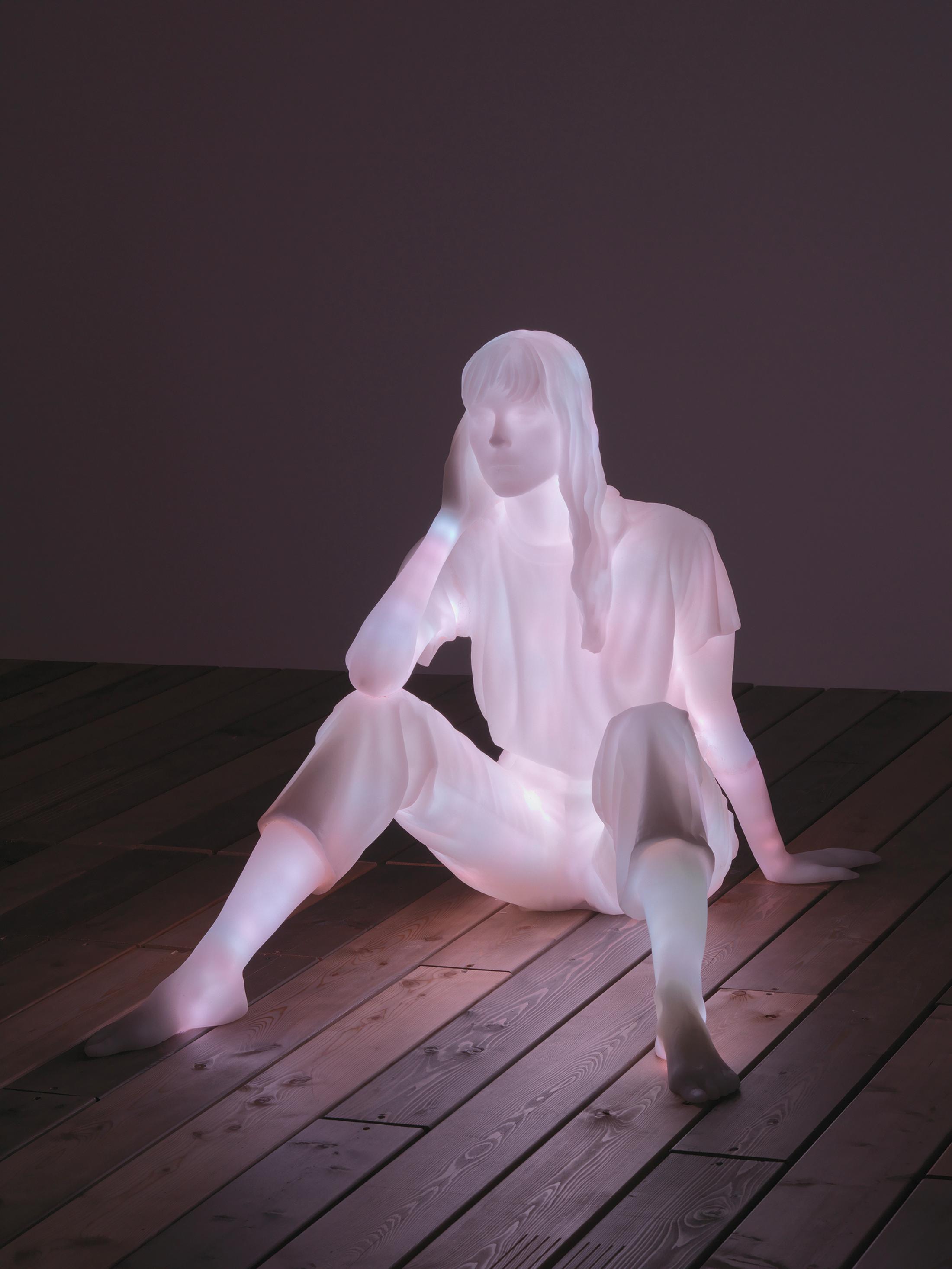 Exhibition View Doug Aitken at Galerie Eva Presenhuber / © Doug Aitken / Courtesy Galerie Eva Presenhuber, Zurich / New York / Photo: Stefan Altenburger Photography, Zurich