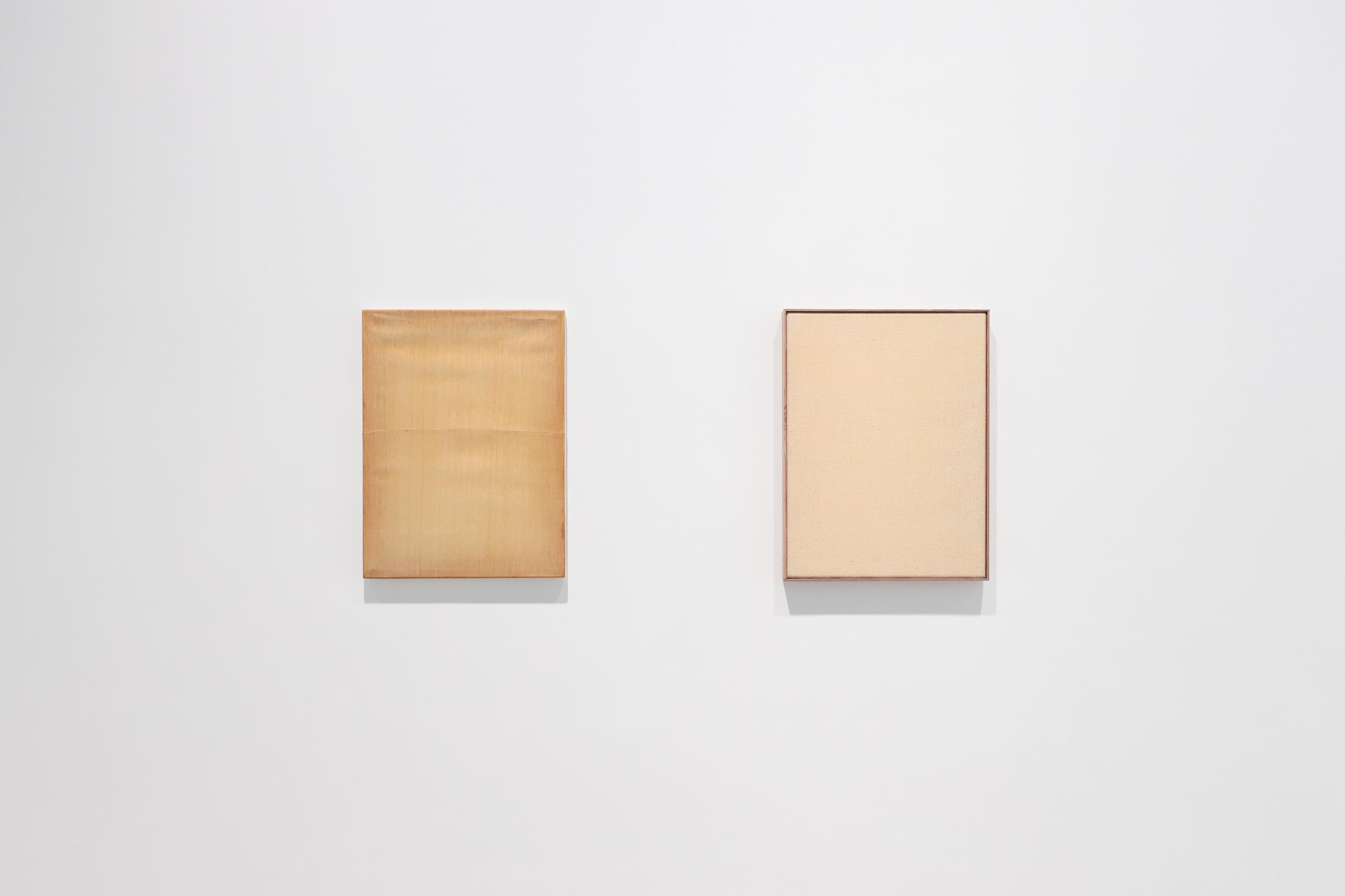 Exhibition view, EARTHBOUND, (view on Mirko Baselgia, Rascha, 2015 and nuée, 2022), Windhager von Kaenel, Zurich, 2022 / Photo: WvK / Courtesy: the artist and Galerie Urs Meile