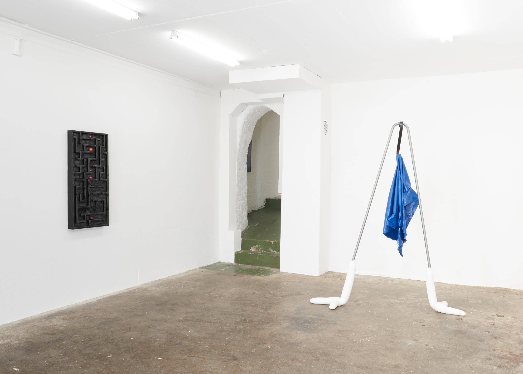 Exhibition View Groupshow «Either it is raining or it is not (at a particular space and time)» at WallRiss, Fribourg, 2019 / Photo: Guillaume Baeriswyl
