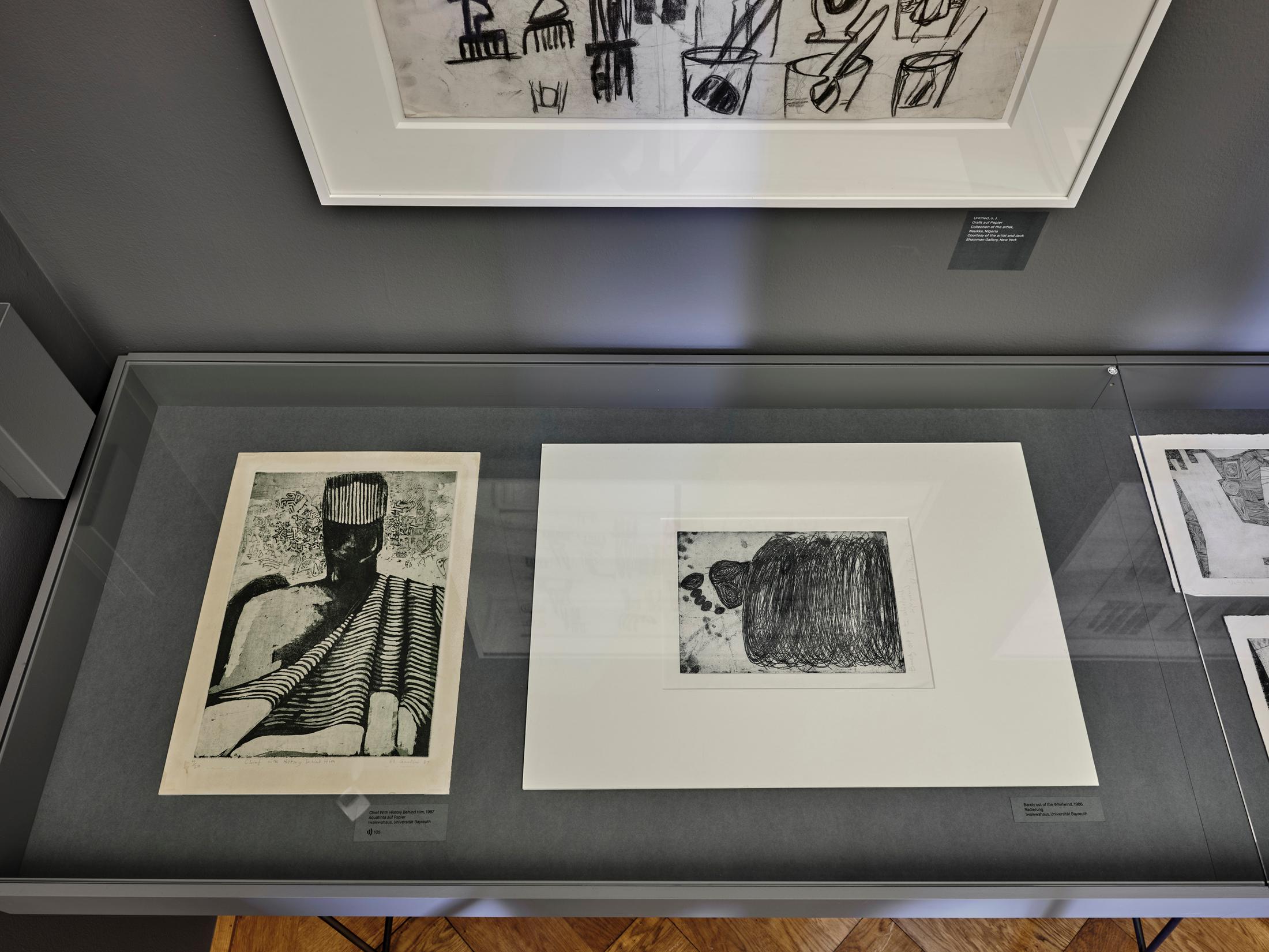 Exhibition View El Anatsui Soloshow «El Anatsui. Triumphant Scale» at Kunstmuseum Bern, 2020 / Photo: Rolf Siegenthaler / Courtesy: the artist and Kunstmuseum Bern