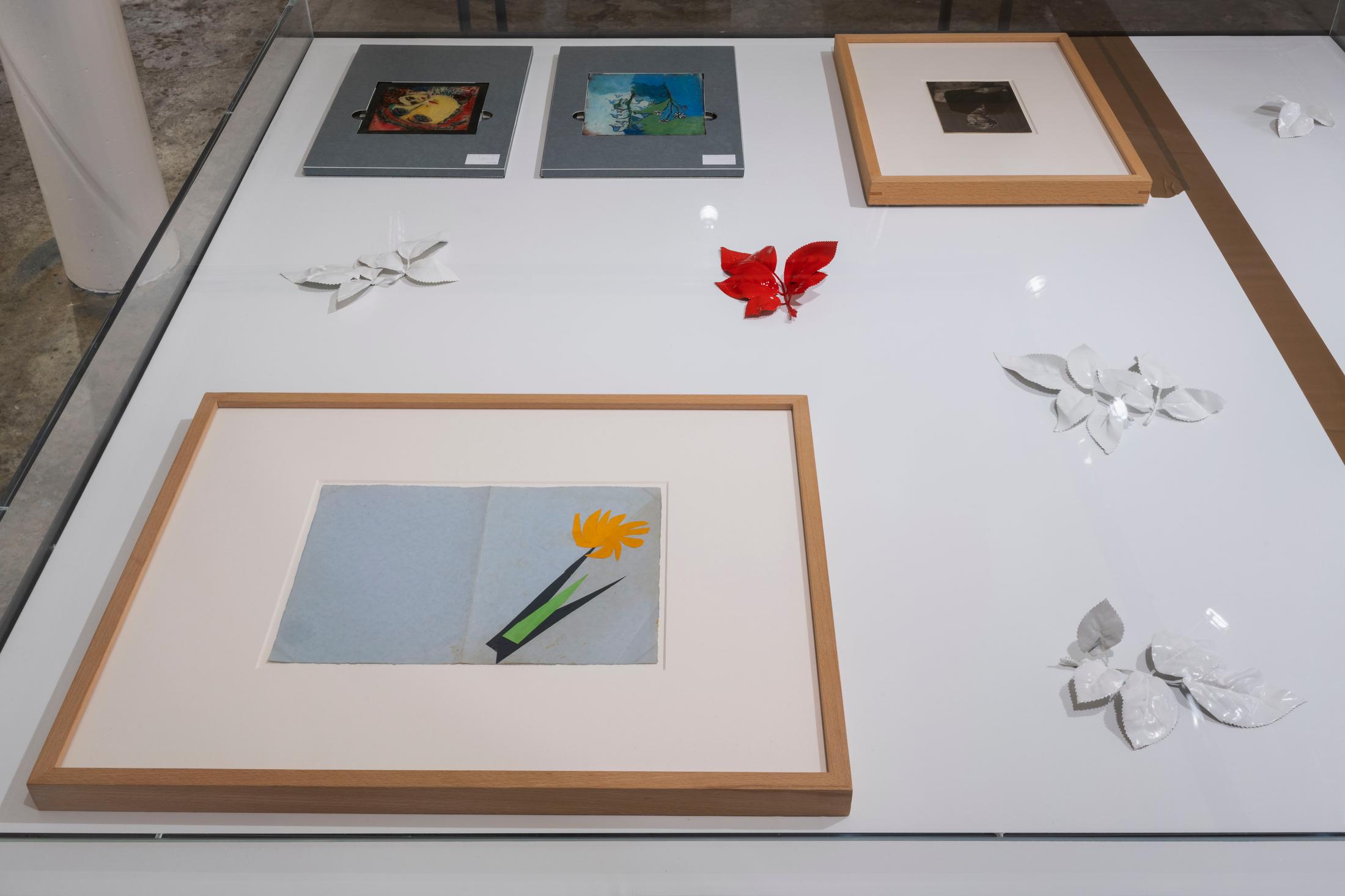 Exhibition View Emmy Hennings / Sitara Abuzar Ghaznawi Joint Exhibition (view on various works by Emmy Hennings and Sitara Abuzar Ghaznawi) at Cabaret Voltaire, Zurich, 2020 / Photo: Gunnar Meier / Courtesy Sitara Abuzar Ghaznawi: the artist; Courtesy Emmy Hennings: Schweizerisches Literaturarchiv and Cabaret Voltaire