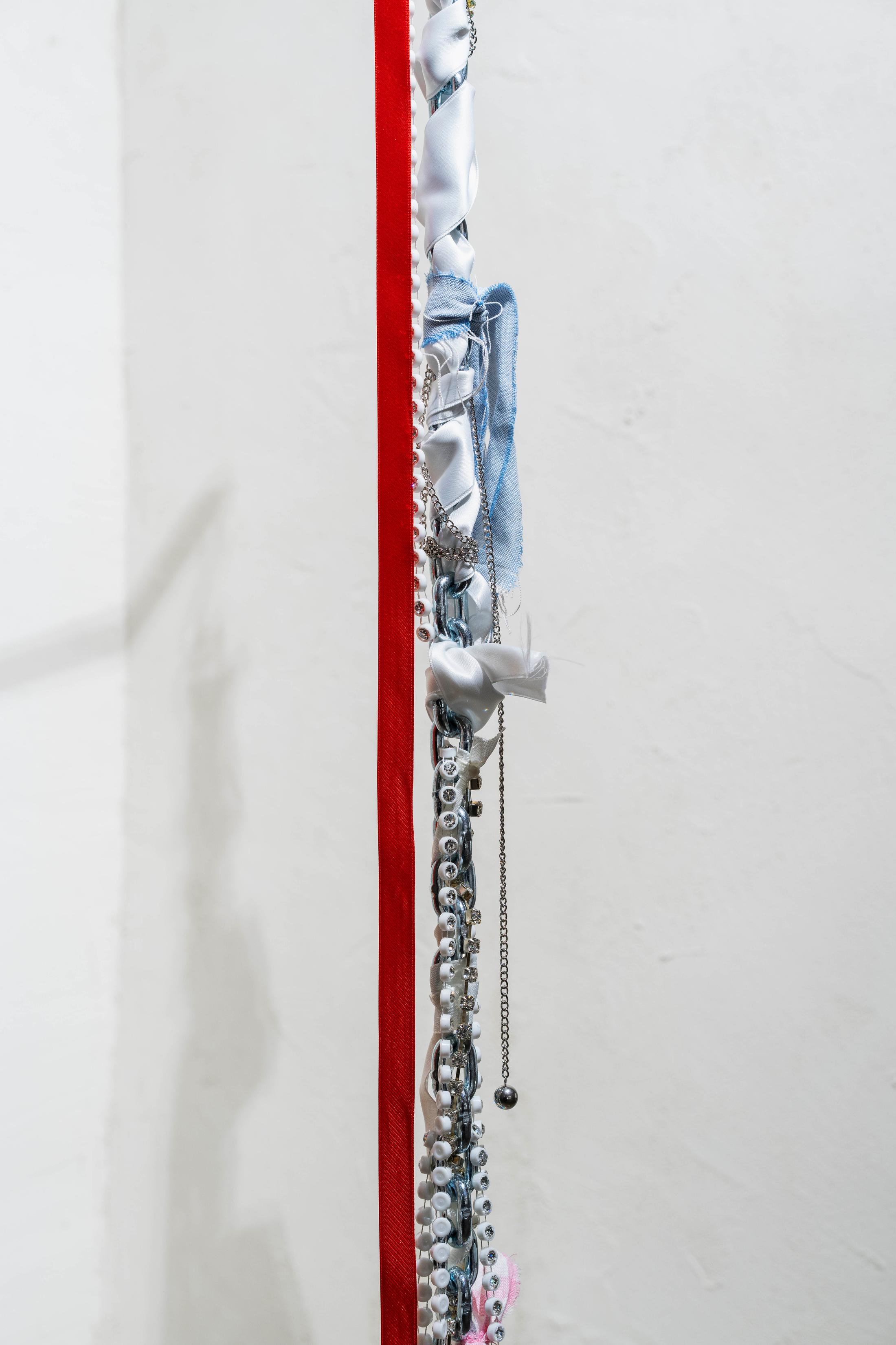 Exhibition View Emmy Hennings / Sitara Abuzar Ghaznawi Joint Exhibition (view on Sitara Abuzar Ghaznawi, Sculpture 1, 2020, detail) at Cabaret Voltaire, Zurich, 2020 / Photo: Gunnar Meier / Courtesy Sitara Abuzar Ghaznawi: the artist