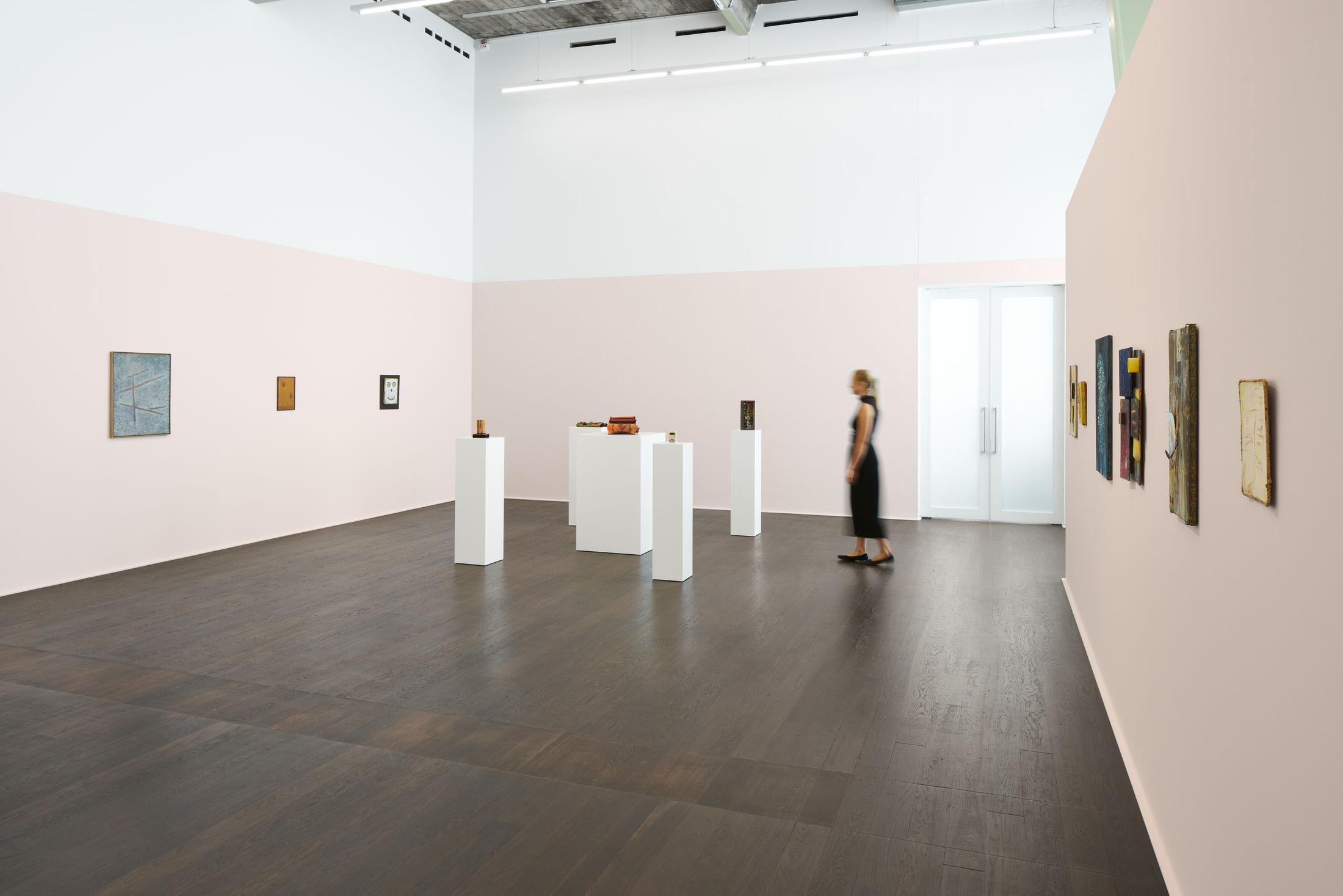 Exhibition View Erna Rosenstein Solo Show at Hauser & Wirth, Zurich, 2022-2023 / Photo: Jon Etter / Courtesy: The Estate of Erna Rosenstein / Adam Sandauer, Hauser & Wirth and Foksal Gallery Foundation