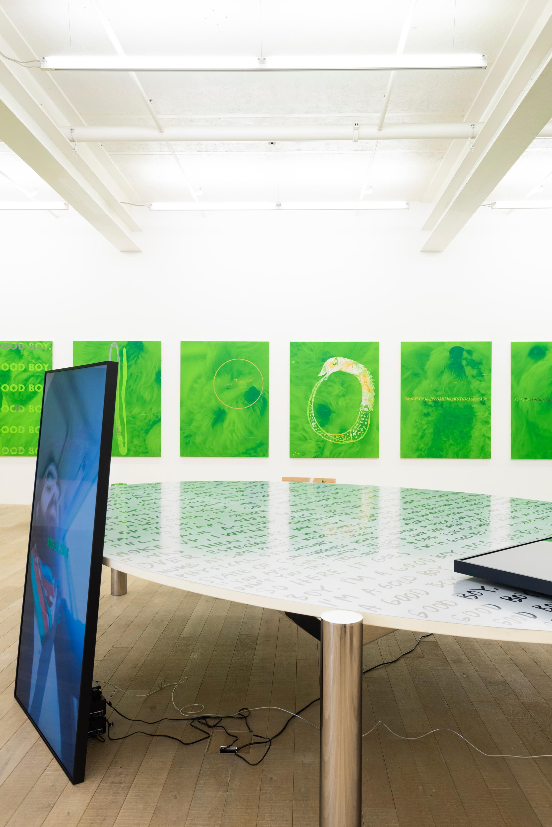 Exhibition View Fabian Marti Soloshow «I LÄBE NO» at Galerie Peter Kilchmann, Zurich, 2019 / Photo: Sebastian Schaub / Courtesy: the artist and Galerie Peter Kilchmann