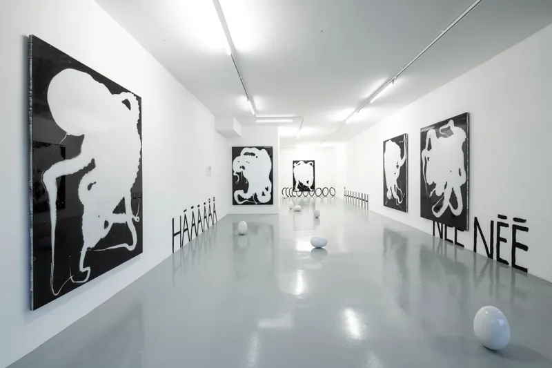 Exhibition View Fabian Marti Solo Show «Vide tentaculaire» at Wilde Gallery, Geneva, 2022 / Photo: Greg Clément / Courtesy: the artist and Wilde Gallery