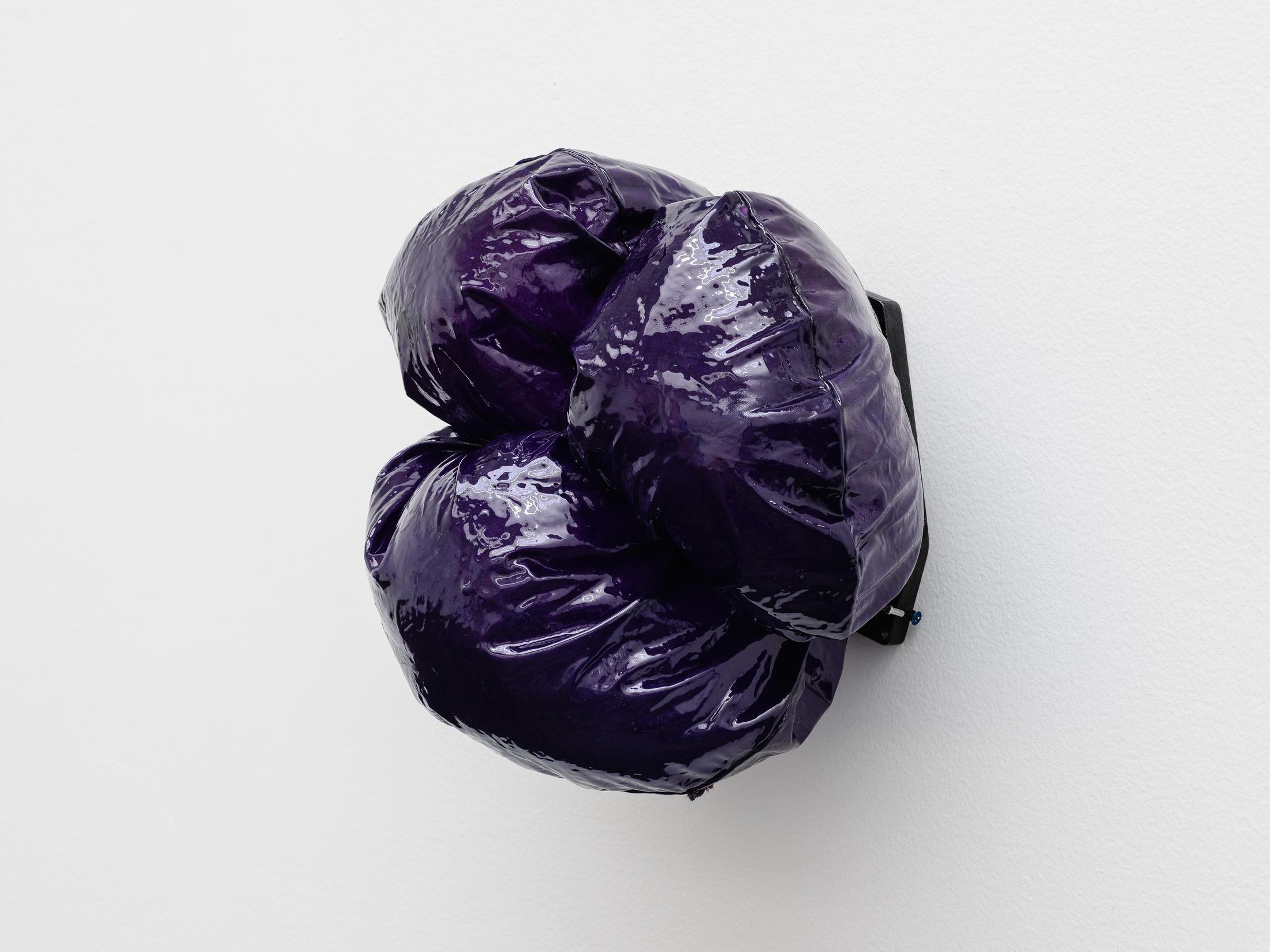 Exhibition View Florian Germann “Airbag 5, 2018” at Galerie Gregor Staiger / Photo: Galerie Gregor Staiger, Zürich / Courtesy: the artist