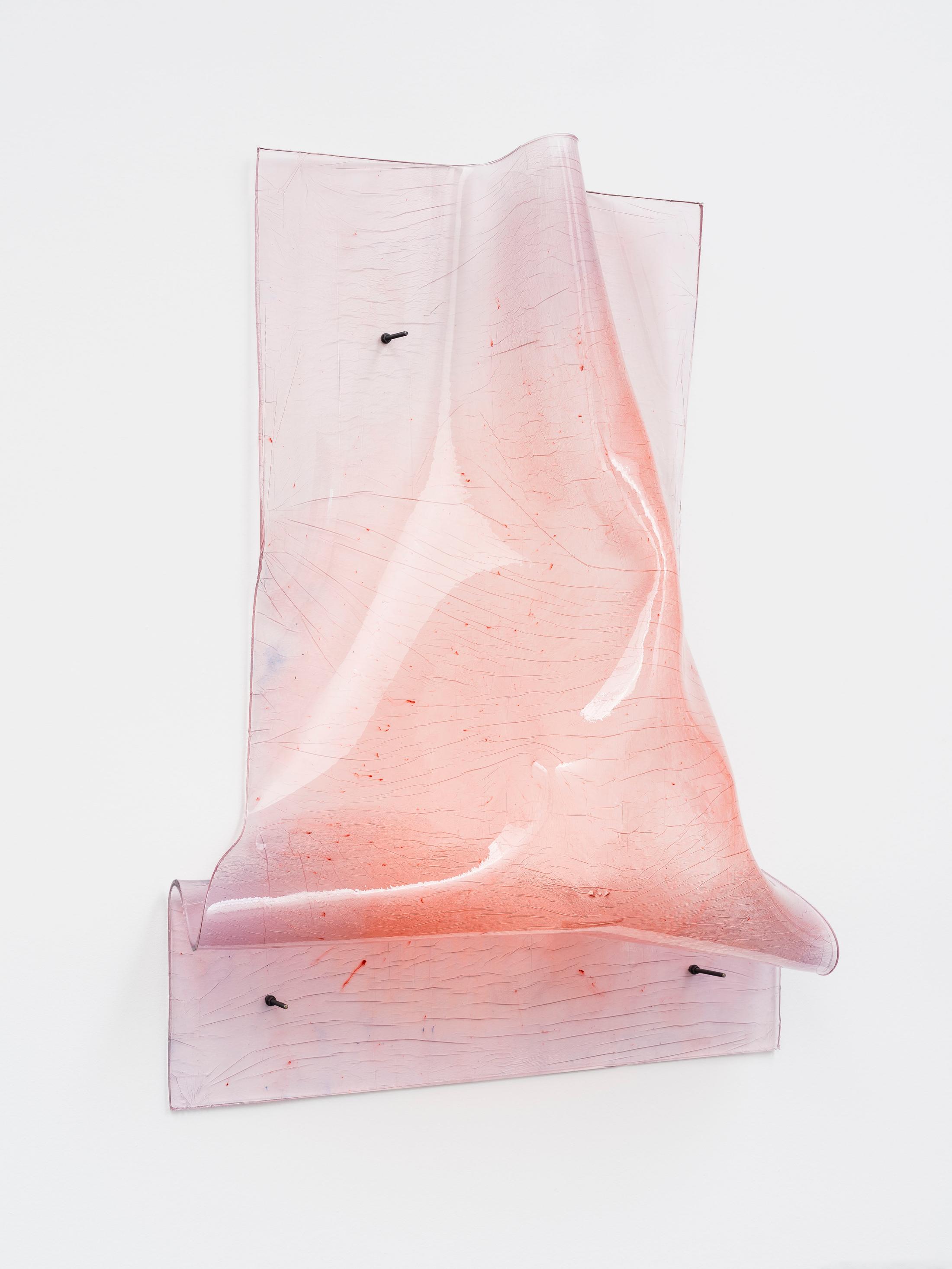 Exhibition View Florian Germann Solo Show «raised by dogs; view on Florian Germann, Bio resin dyed with fuel pigments, 272 x 51 x 52.5 cm» at Galerie Gregor Staiger, Zurich, 2020 / Courtesy: the artist and Galerie Gregor Staiger