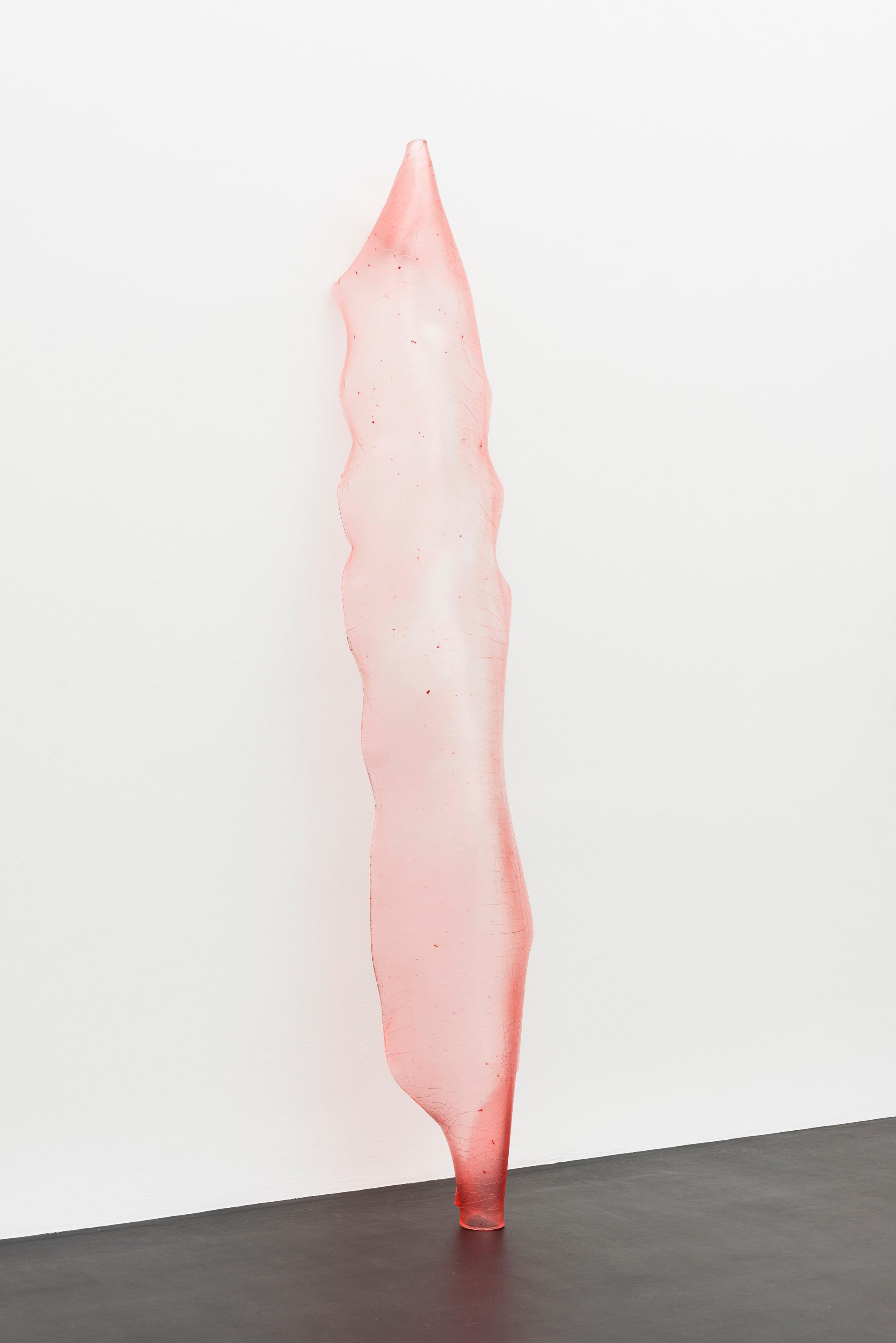 Exhibition View Florian Germann Solo Show «raised by dogs; view on Florian Germann, Bio resin dyed with fuel pigments, 272 x 51 x 52.5 cm» at Galerie Gregor Staiger, Zurich, 2020 / Courtesy: the artist and Galerie Gregor Staiger