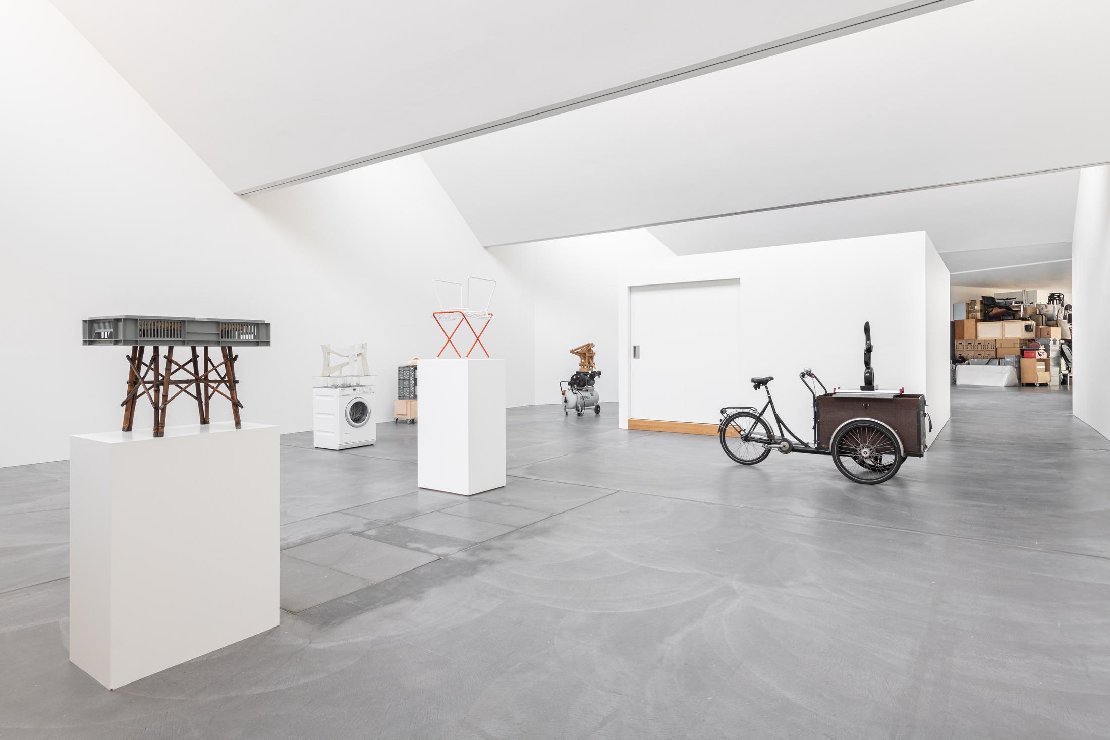 Exhibition View Florian Slotawa Soloshow «Customized Logistics» at von Bartha, Basel, 2020 / Photo: Ben Koechlin / Courtesy: the artist and von Bartha
