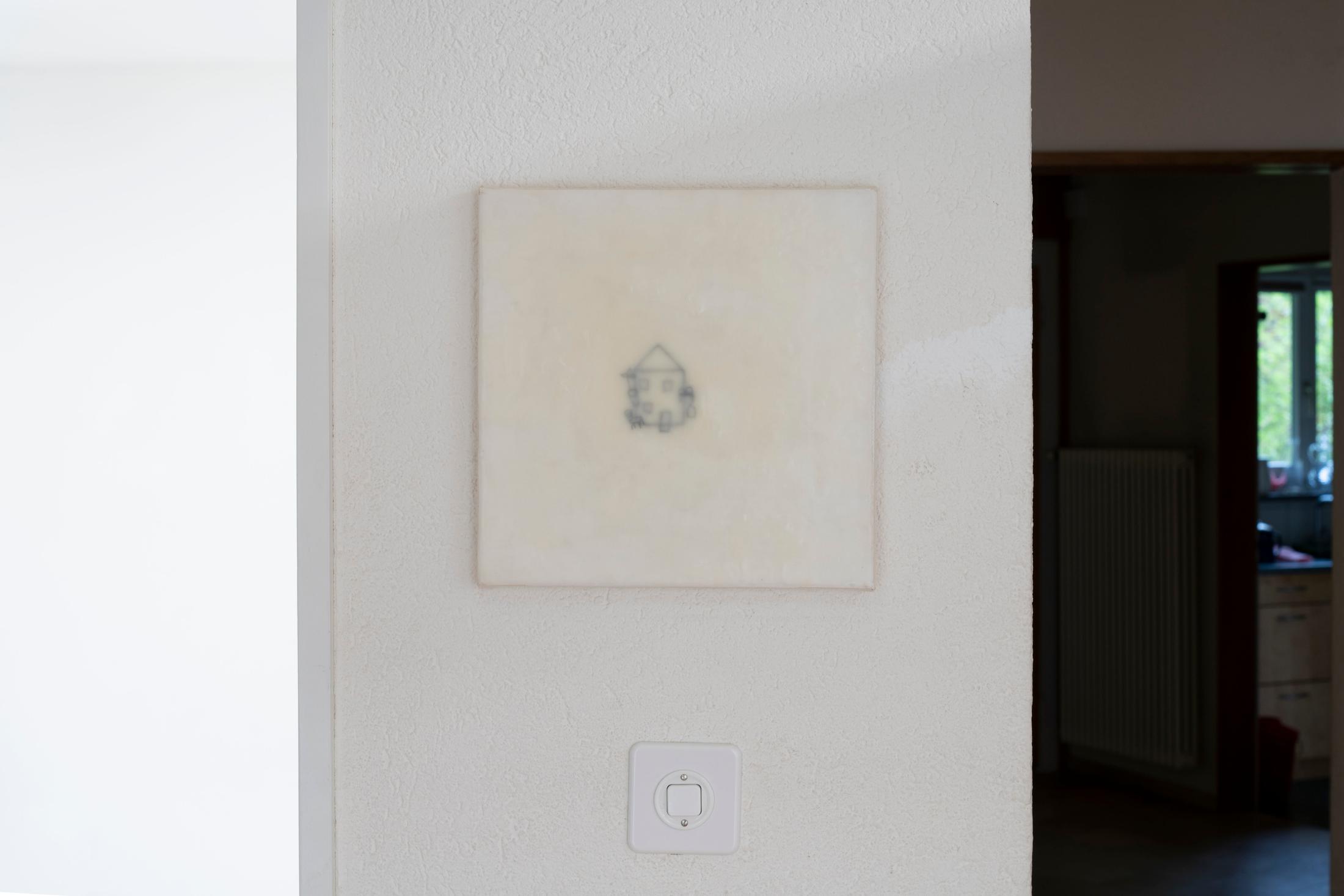 Exhibition View Group Show «four walls, shared beds; view on Anita Semadeni, la stria. die hexe. the witch. #2, 2020, 30x30cm, encaustic on cotton» at Im Grafenhag, Winterthur, 2021 / Photo: Brigham Baker / Courtesy: the artists and Im Grafenhag