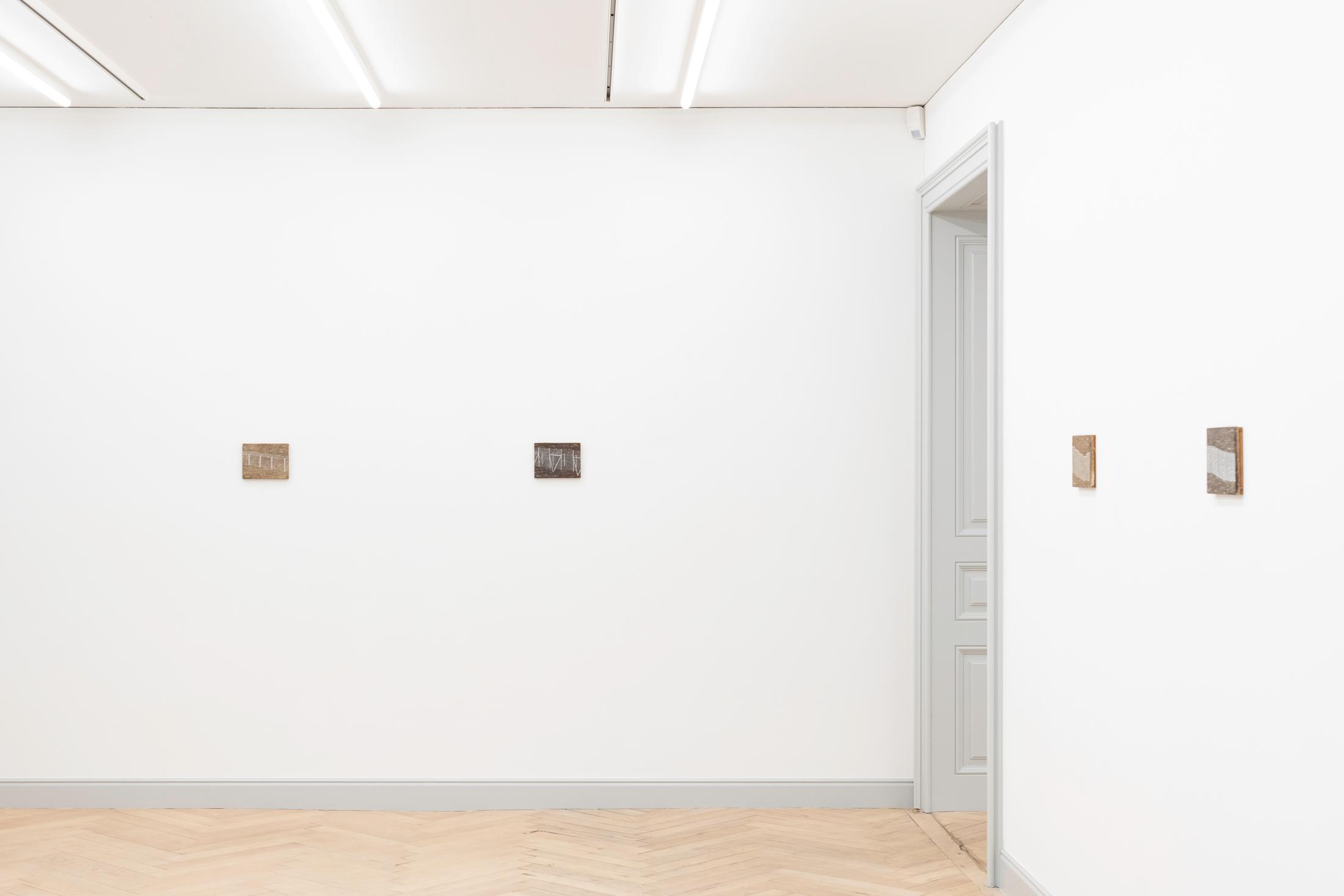 Exhibition View Francis Alÿs Solo Show «Border Barriers Topology» at Galerie Peter Kilchmann, Zurich, 2021 / Photo: Sebastian Schaub / Courtesy: the artist and Galerie Peter Kilchmann