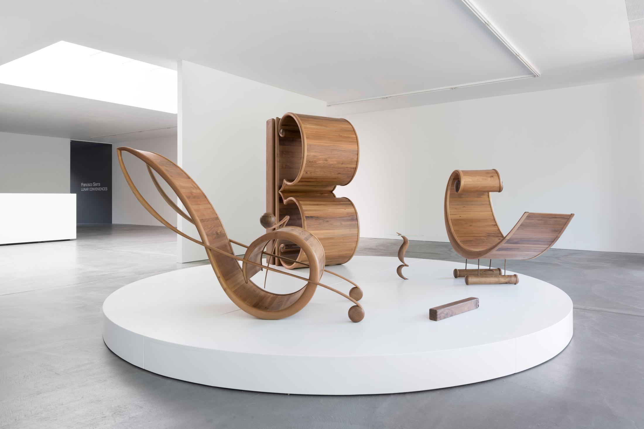 Exhibition View Francisco Sierra «Lunar Conveniences; view on Francisco Sierra, Les Clefs, 2021» at Von Bartha, Basel, 2021 / Photo: Andreas Zimmermann / Courtesy: the artist and Von Bartha