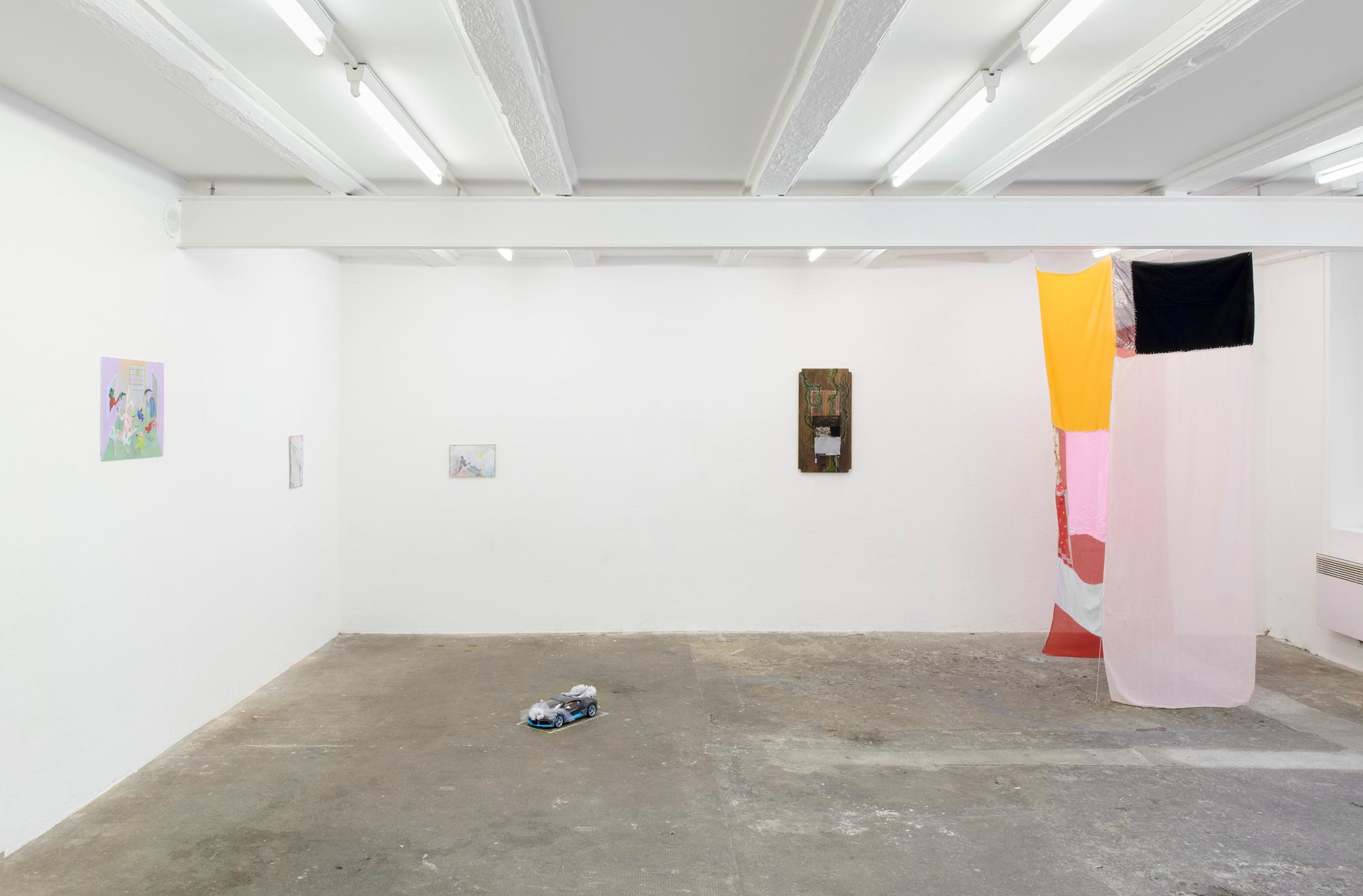 Exhibition View «Giggling Softly, Smiling Big» at WallStreet, Fribourg, 2021 / Photo: Guillaume Python / Courtesy: the artists and WallStreet