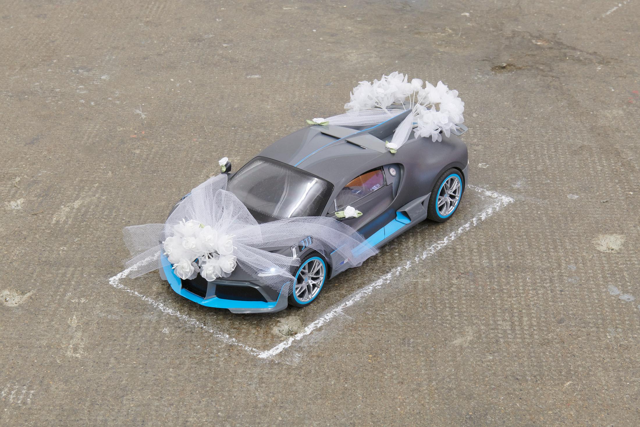 Exhibition View «Giggling Softly, Smiling Big; view on Virginie Jemmely, prêt.e.x.s à rider 2021!?!?!?!?!??????!!!!!!!, 2021» at WallStreet, Fribourg, 2021 / Photo: Guillaume Python / Courtesy: the artist and WallStreet