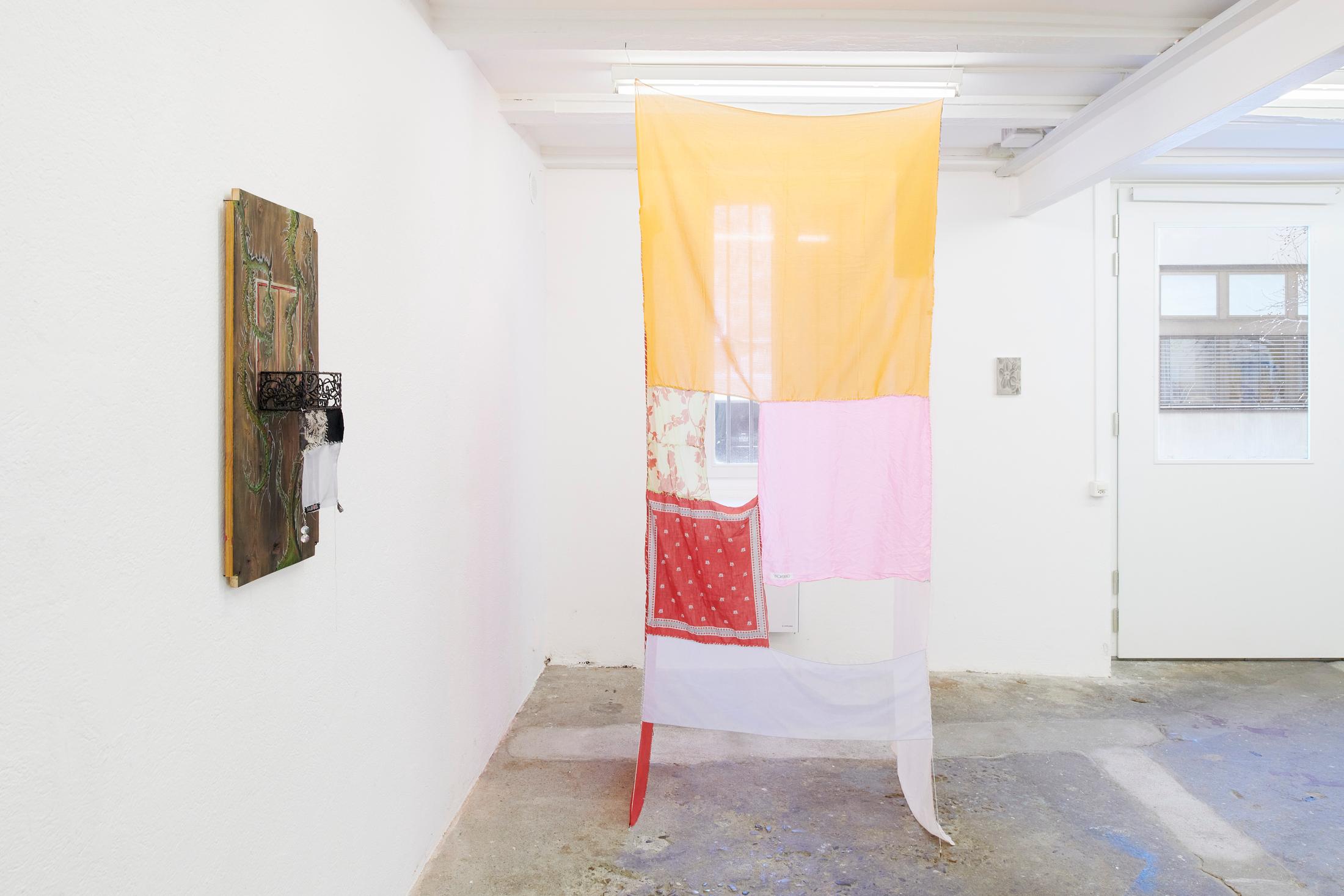 Exhibition View «Giggling Softly, Smiling Big» at WallStreet, Fribourg, 2021 / Photo: Guillaume Python / Courtesy: the artists and WallStreet