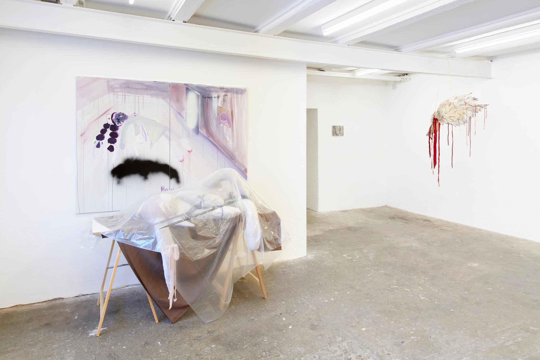 Exhibition View «Giggling Softly, Smiling Big» at WallStreet, Fribourg, 2021 / Photo: Guillaume Python / Courtesy: the artists and WallStreet