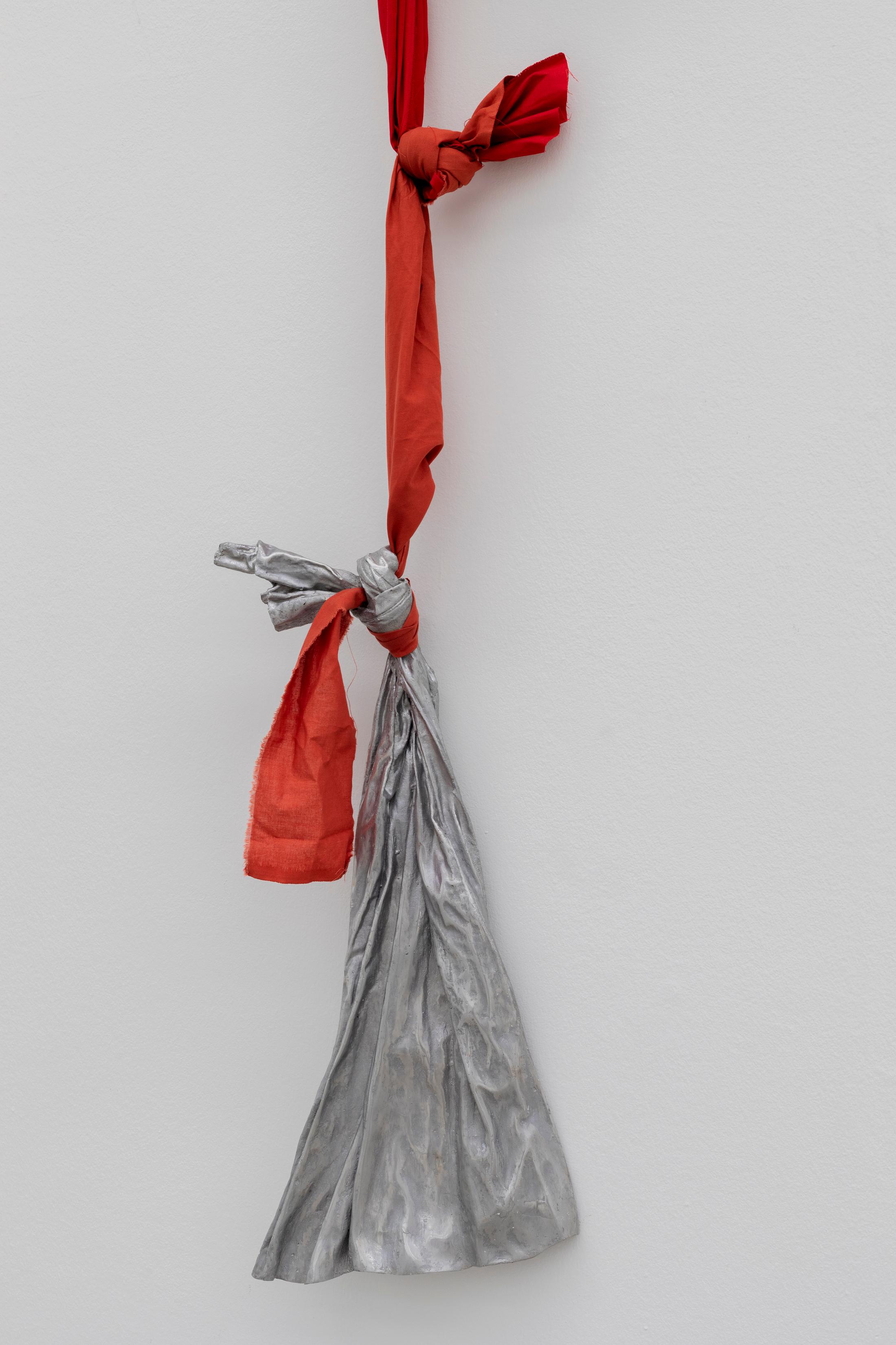 Exhibition View Gil Pellaton Solo Show «Hennissements; view on Gil Pellaton, Sans titre, 2021» at Centre d'art Pasquart, Biel/Bienne, 2022 / Photo: Guadalupe Ruiz / Courtesy: the artist and Centre d'art Pasquart