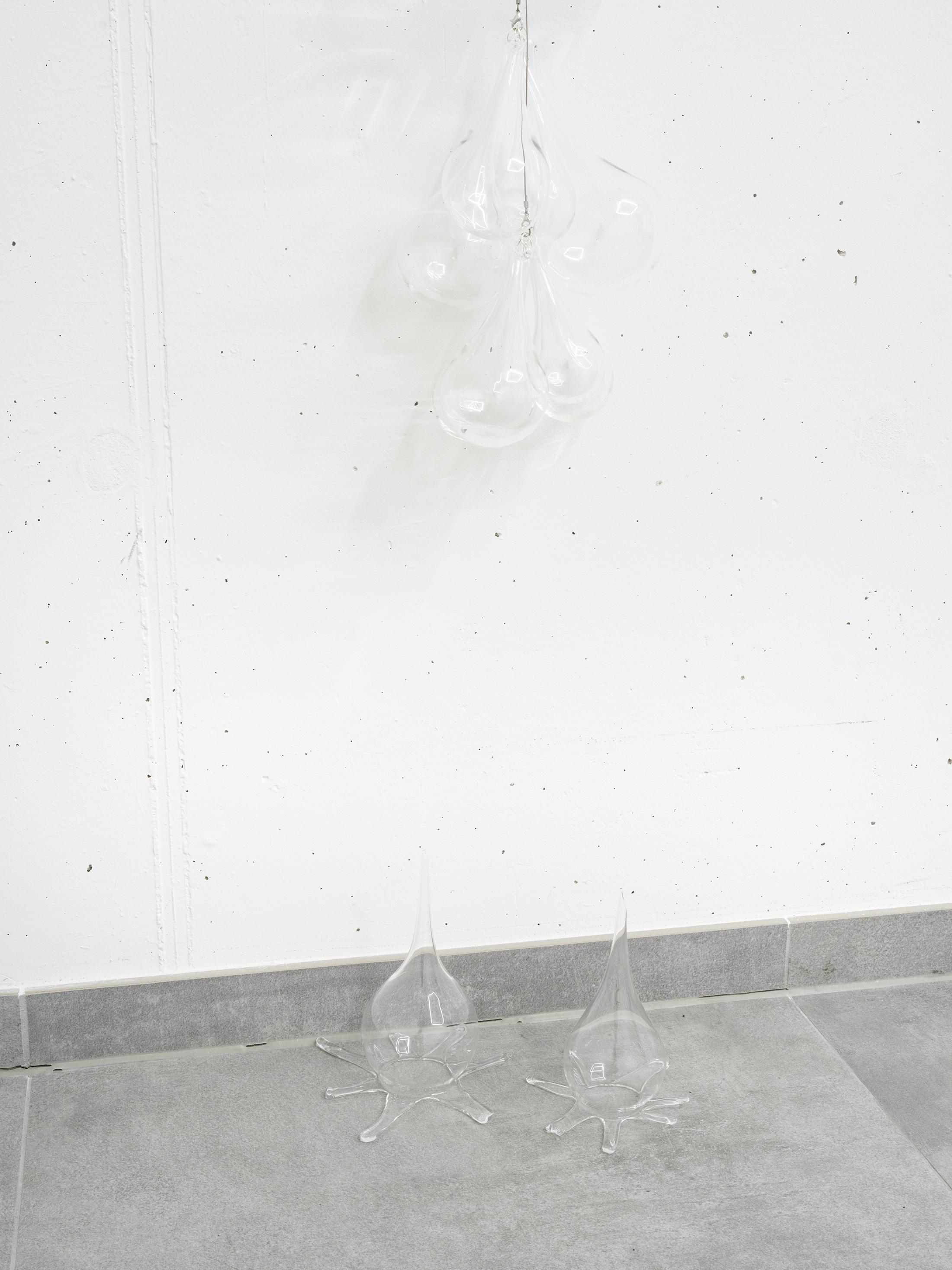 Exhibition View Giovanna Belossi Solo Show «Too High in The Sky; view on Giovanna Belossi, Goodbye to them, he had to go, 2022» at All Stars, Lausanne, 2022 / Photo: Julien Gremaud / Courtesy: the artist and All Stars