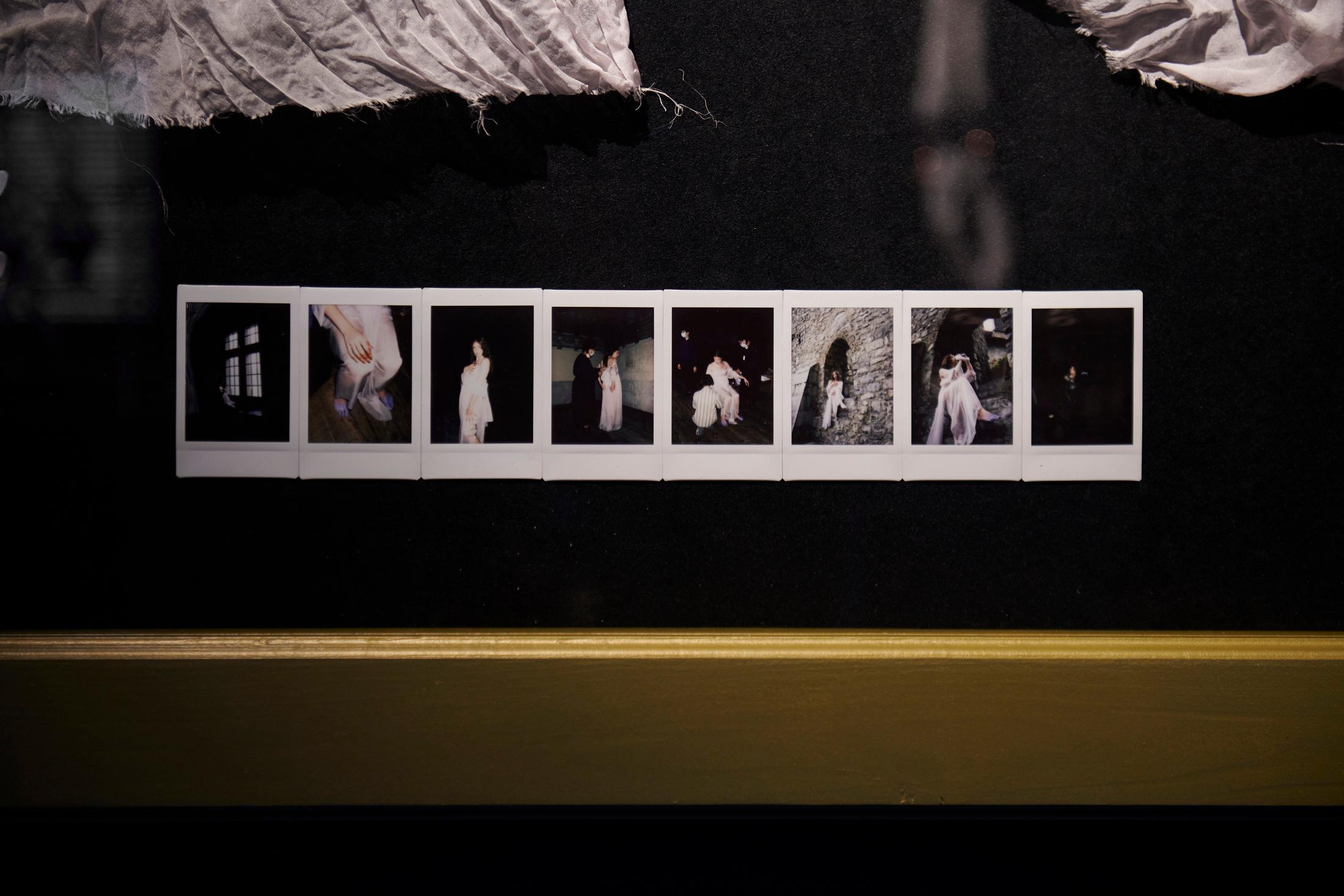 Exhibition View Giulia Essyad Solo Show «A Selene Blues; view on Giulia Essyad, Gaãa costume created by Loren Kagny for Gaãa Lamarre, 2020, (detail)» at Fri Art, Fribourg, 2020 / Photo: Guillaume Python / Courtesy: the artist and Fri Art Kunsthalle