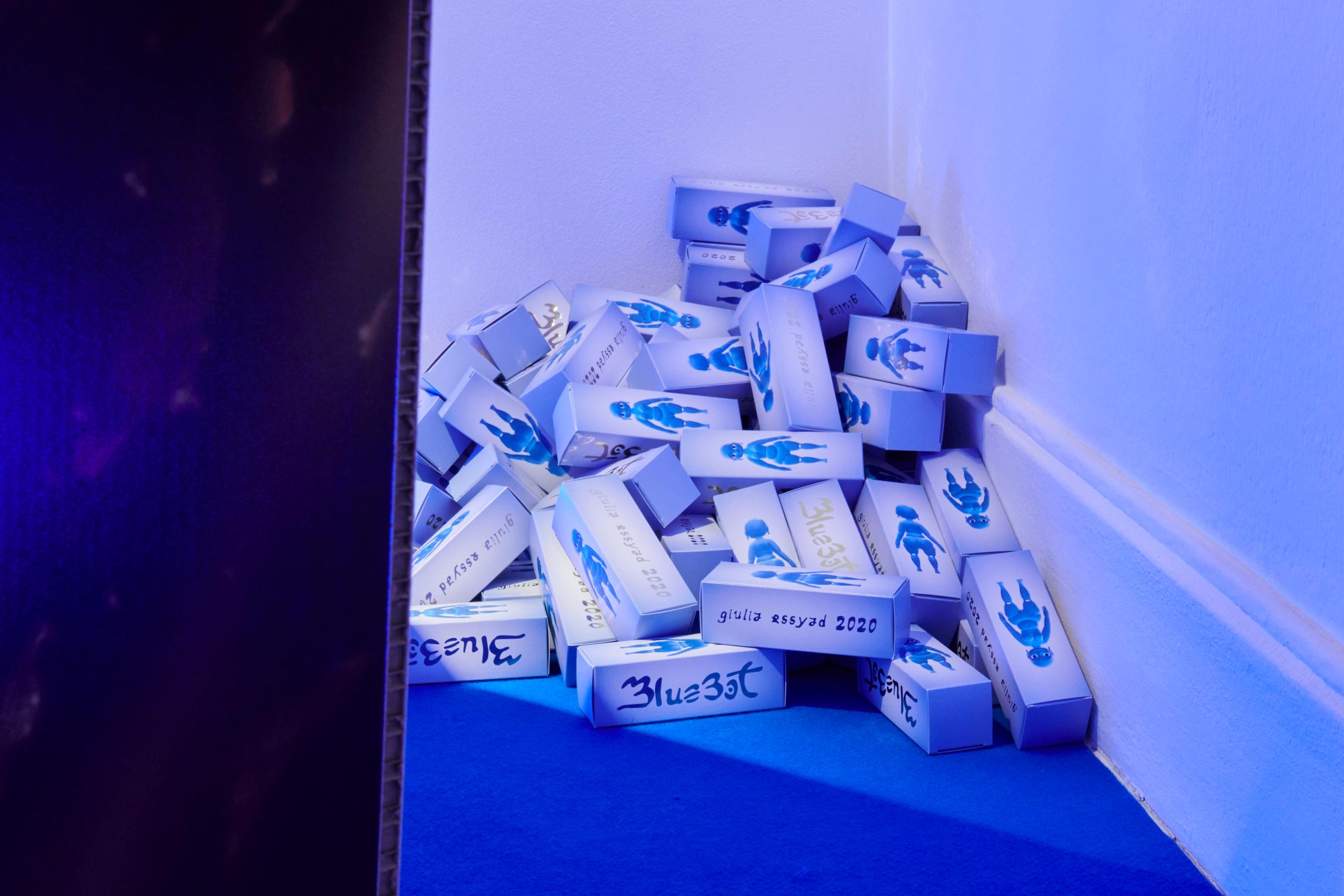 Exhibition View Giulia Essyad Solo Show «A Selene Blues» at Fri Art, Fribourg, 2020 / Photo: Guillaume Python / Courtesy: the artist and Fri Art Kunsthalle