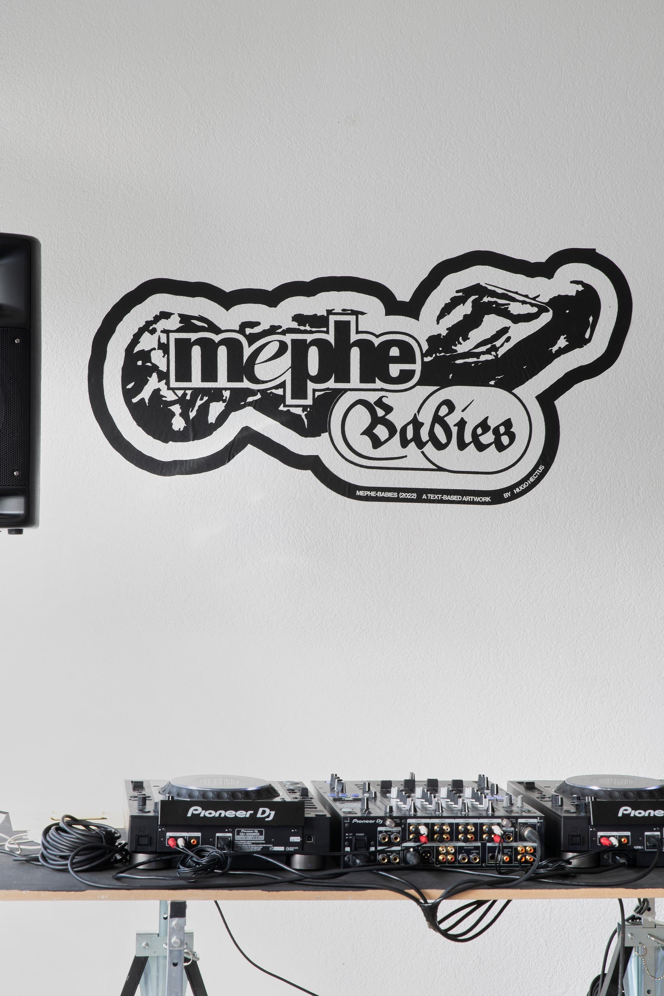 Exhibition View Group Show «Glitching Code» at one gee in fog, Geneva, 2022 / Photo: Alizée Quinche / Courtesy: the artists and one gee in fog