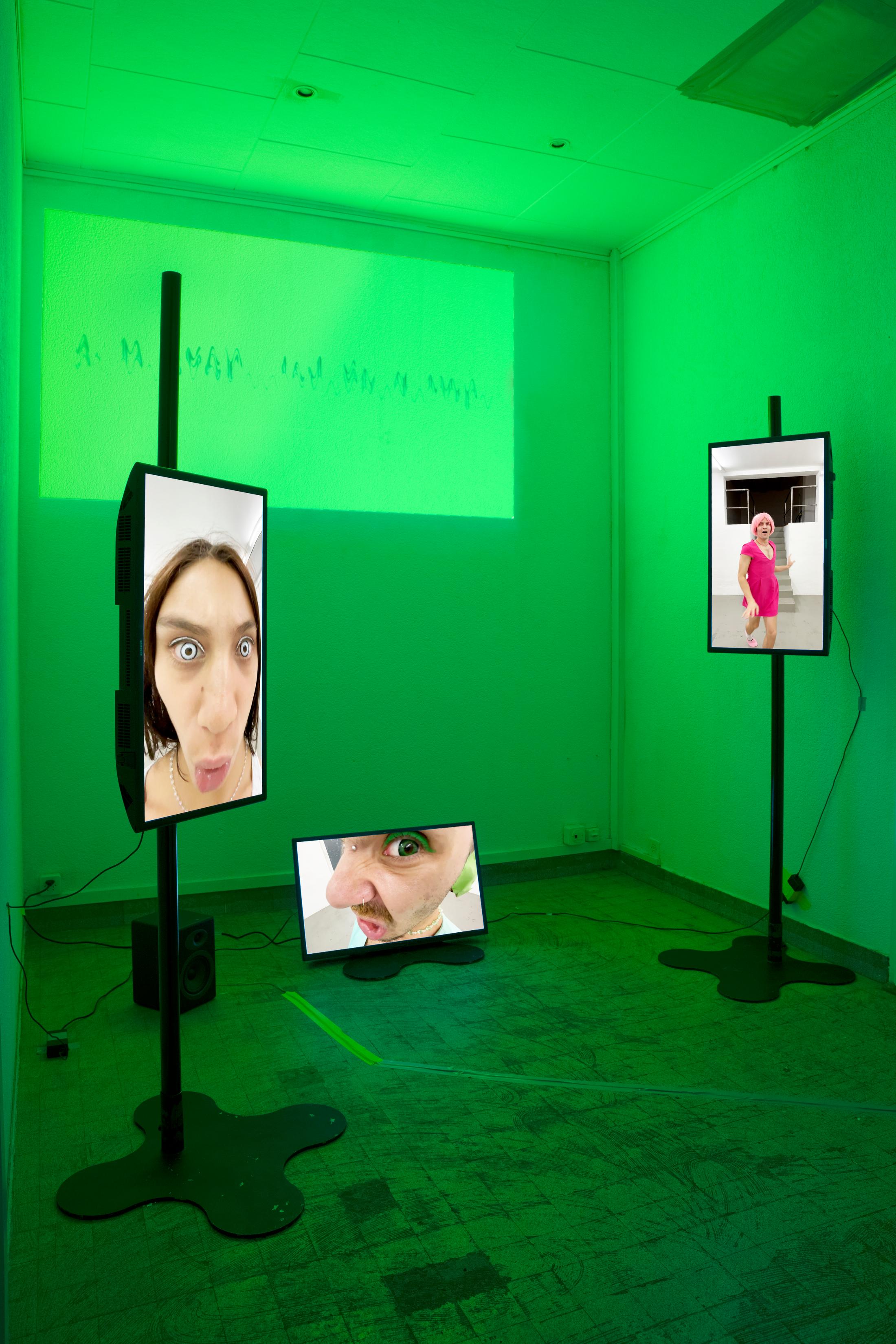 Exhibition View Group Show «Glitching Code» at one gee in fog, Geneva, 2022 / Photo: Alizée Quinche / Courtesy: the artists and one gee in fog