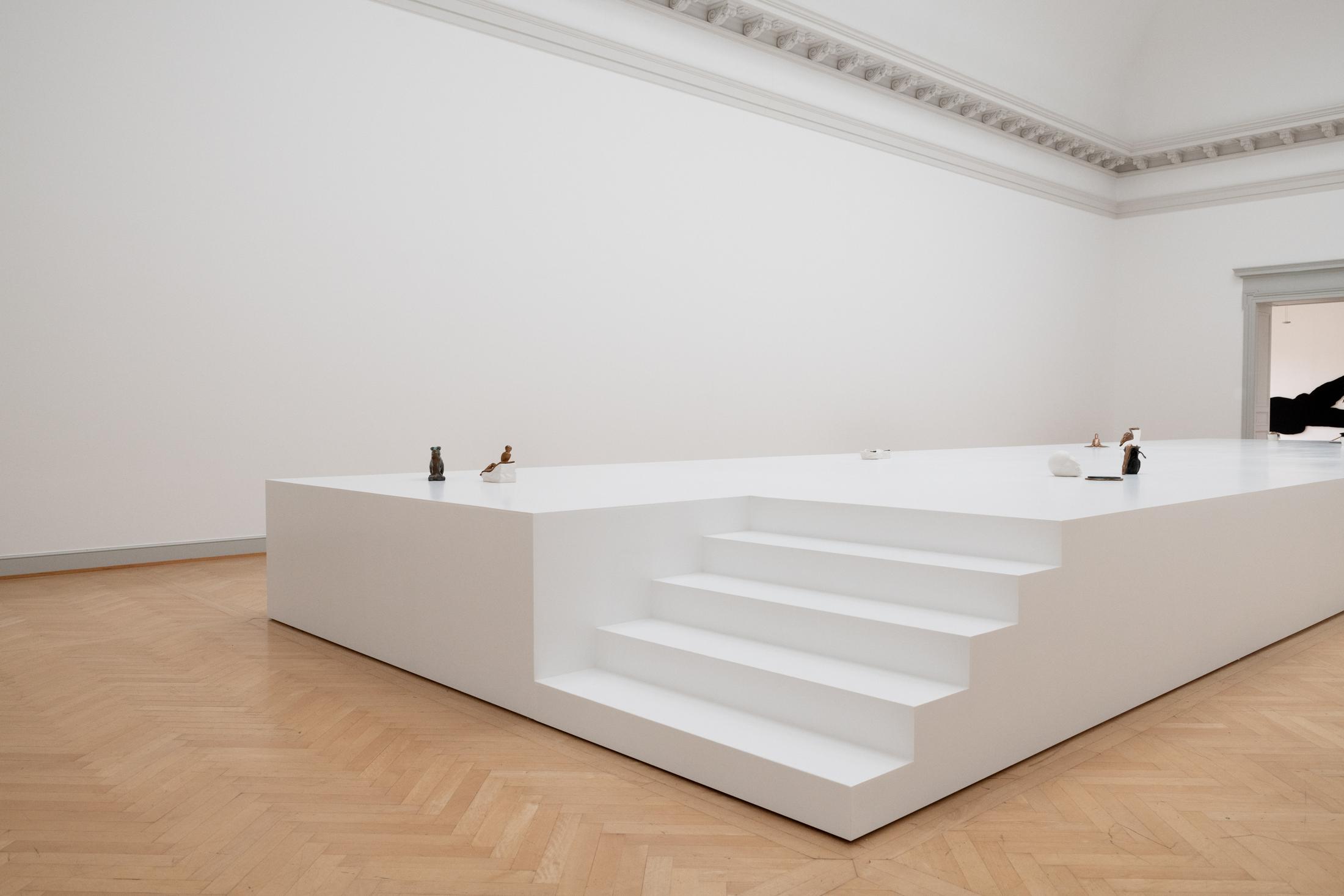 Exhibition View Grace Schwindt Solo Show «Defiant Bodies» at Kunstmuseum St. Gallen, St. Gallen, 2022-2023 / Photo: Sebastian Stadler / Courtesy: the artist and Kunstmuseum St. Gallen