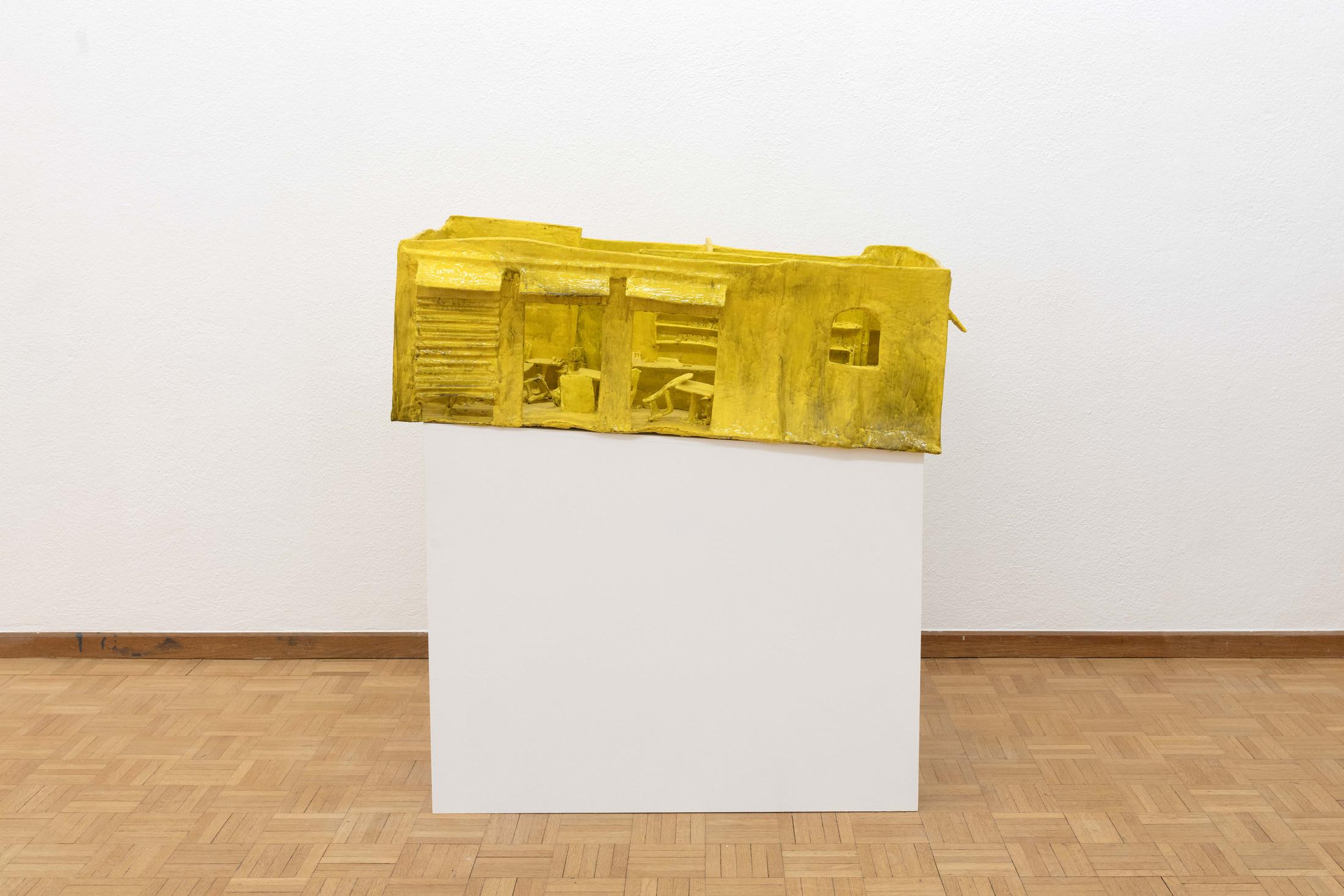 Exhibition View Group Show «Grand Miniature; view on Stefania Carlotti, I want a reckless life, 2020, Papiermache, 30 x 46 x 81 cm» at Sentiment, Zurich, 2020 / Courtesy: the artist and Sentiment