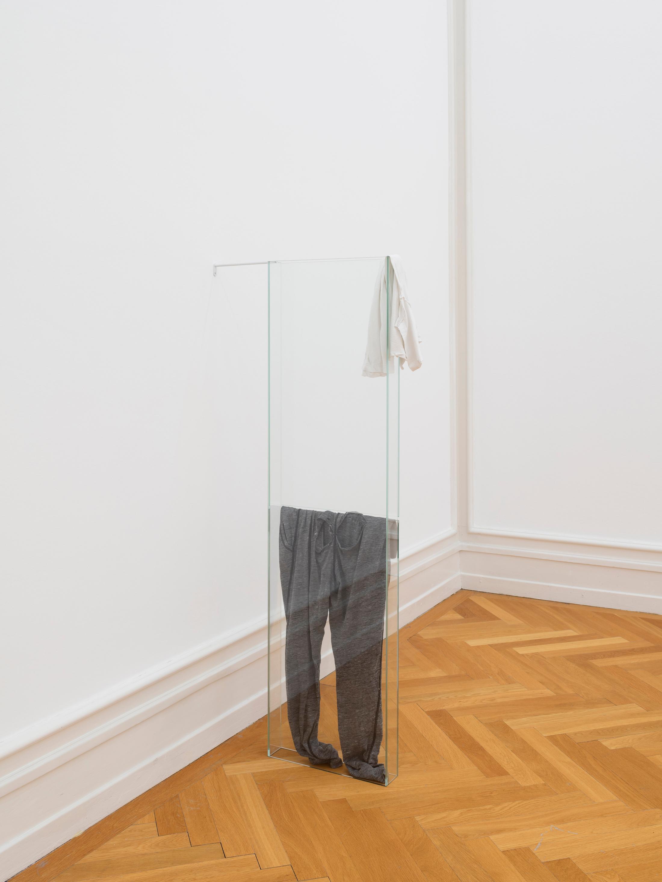Installation View Manuel Burgener "Untitled, 2018" at Kunsthalle Bern, 2018 / Photo: Gunnar Meier