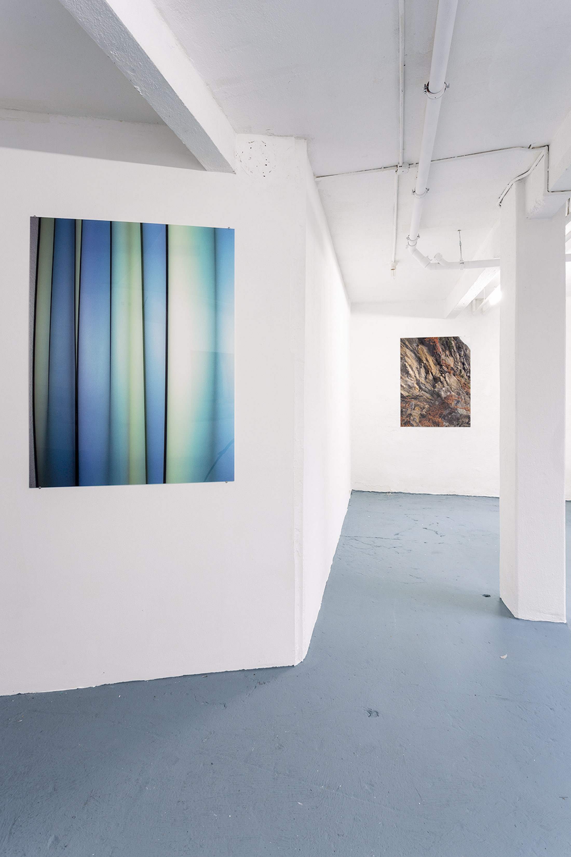 Installation View Groupshow «Double Take» with Chérif & Silvie Defraoui, Manon Wertenbroek, Jason Dodge, Bruno Jakob, Per Kirkeby, Katja Schenker, Vittorio Santoro, Simon Starling, Gregory Hari, Samson Young, Michael Etzensperger, Christoph Hefti at Last Tango Zurich, 2018 / Photography: Kilian Bannwart / Courtesy: the artists and Last Tango